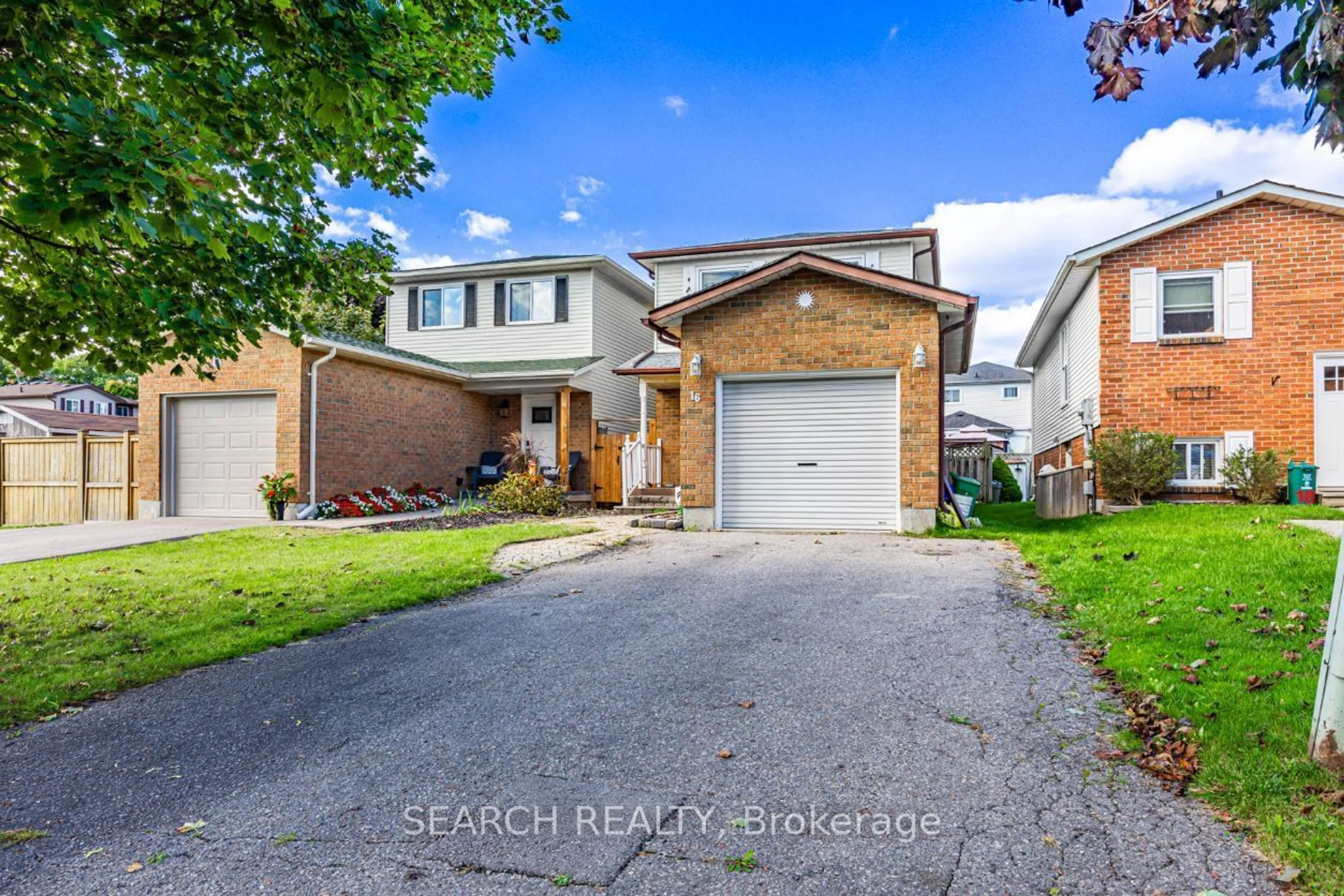 Frontside or backside of a home, the street view for 16 Hartsfield Dr, Clarington Ontario L1E 1M5