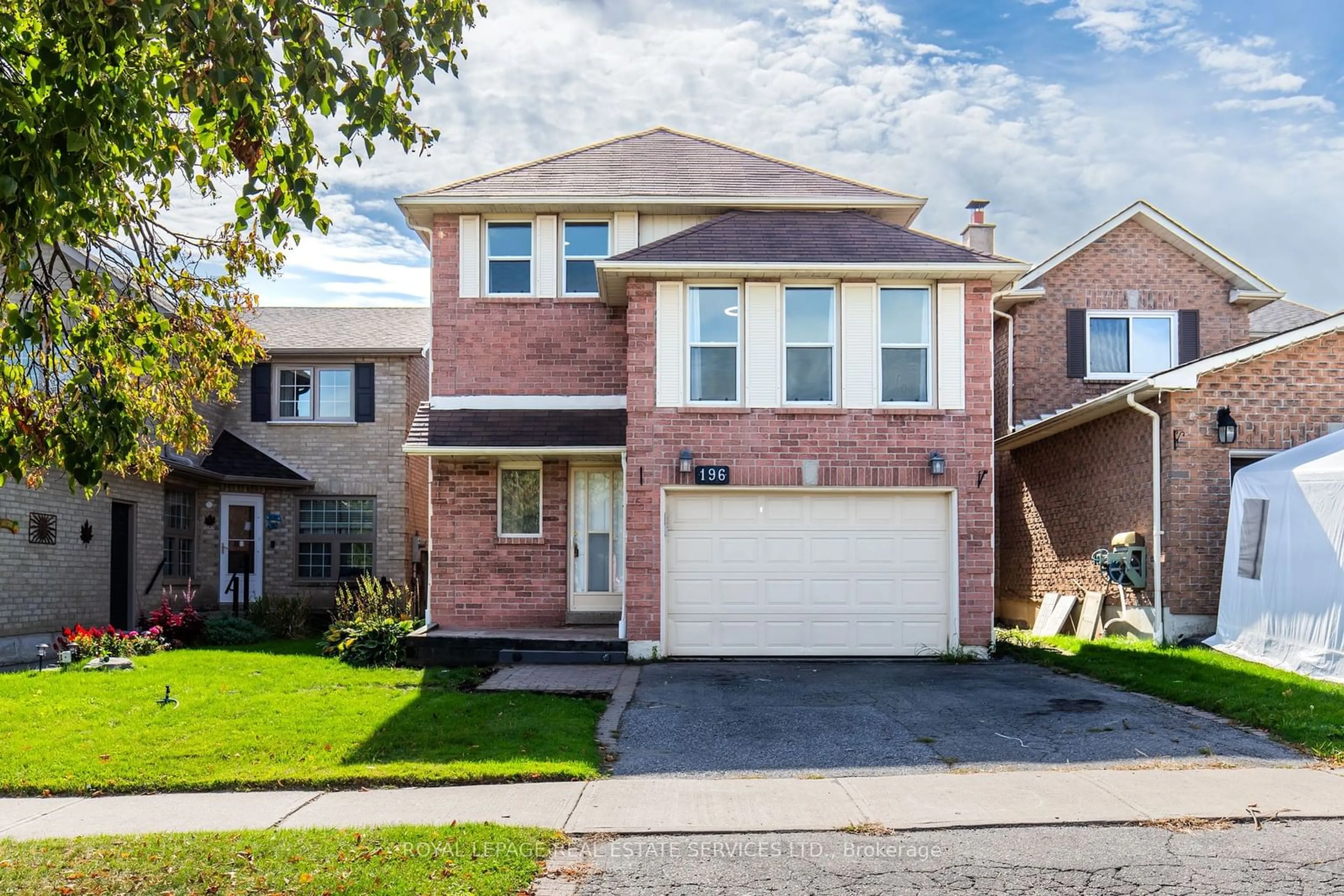 A pic from exterior of the house or condo, the street view for 196 Delaney Dr, Ajax Ontario L1T 2B5