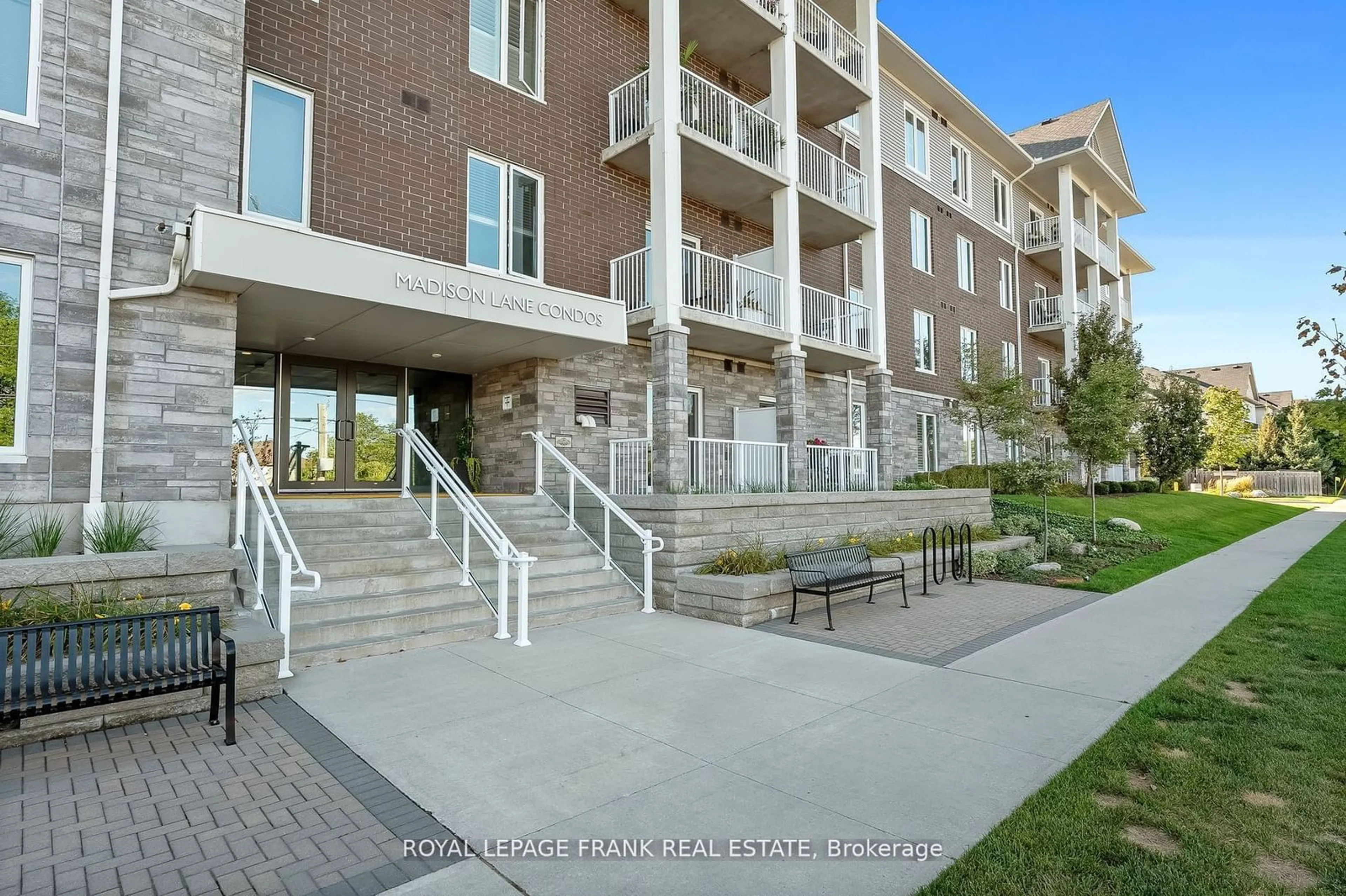 A pic from exterior of the house or condo for 290 Liberty St #218, Clarington Ontario L1C 3K6