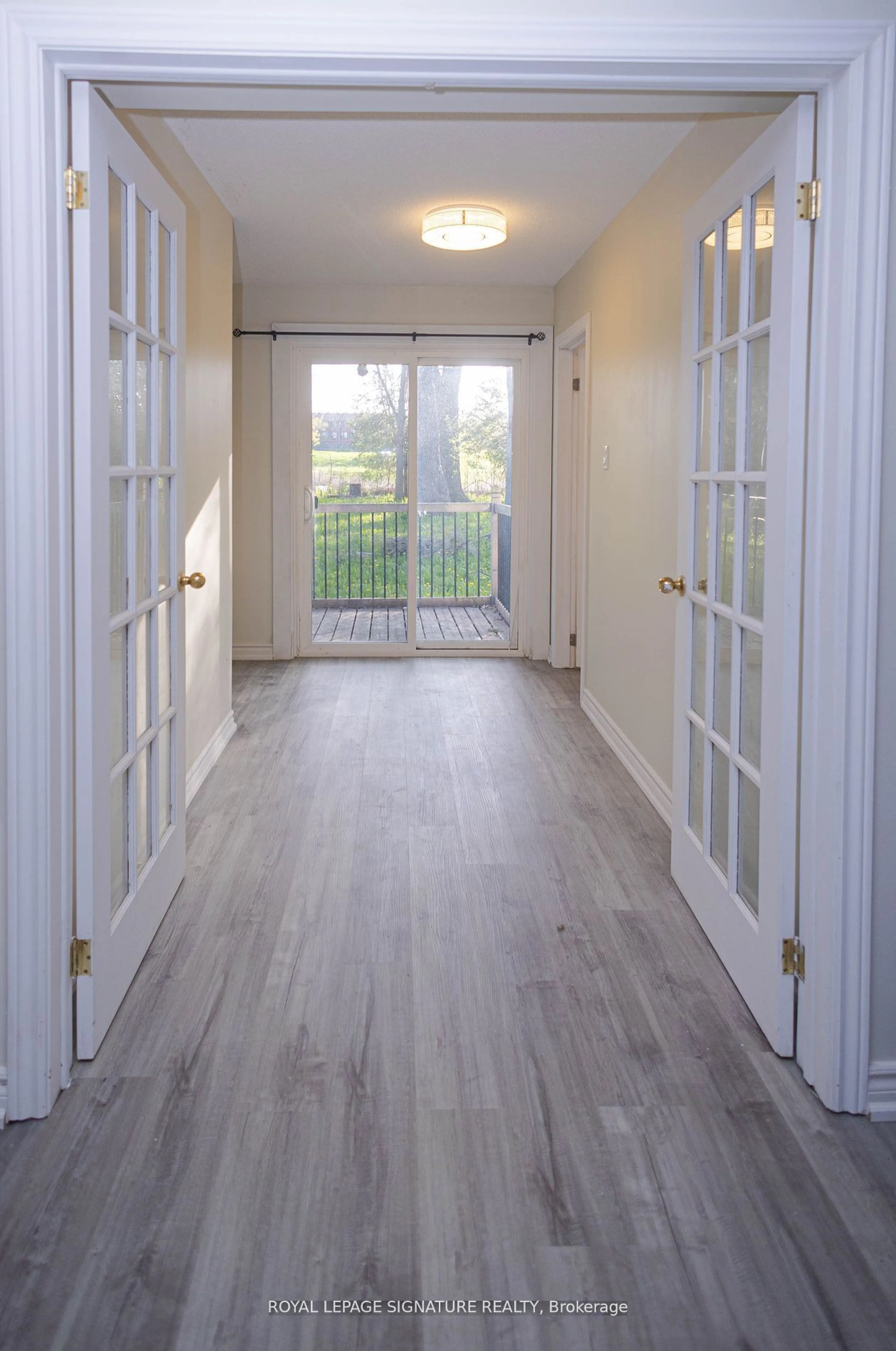 Indoor entryway for 1968 Guild Rd, Pickering Ontario L1V 1Y1