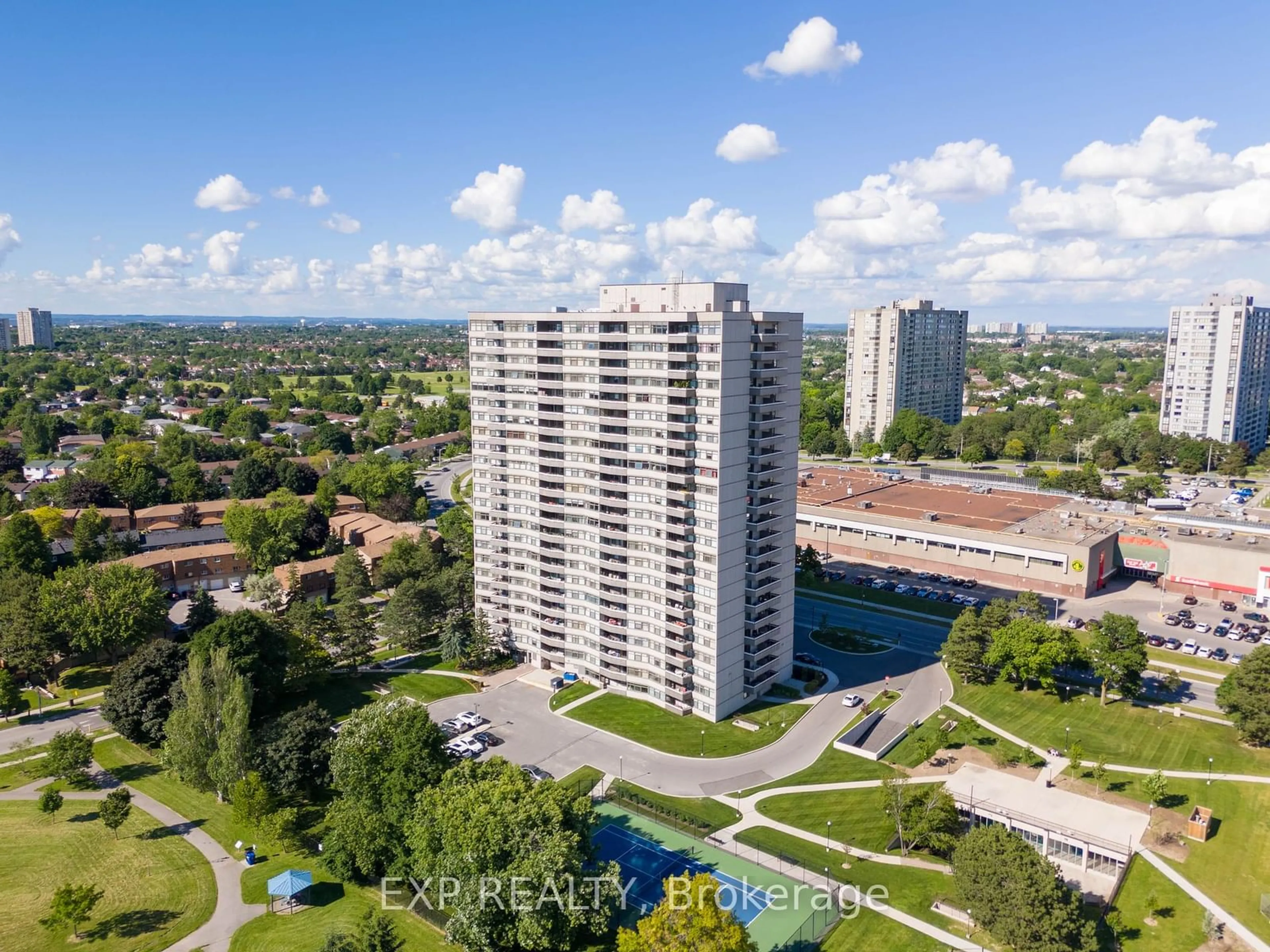 A pic from exterior of the house or condo for 3131 Bridletowne Circ #1907, Toronto Ontario M1W 2S9