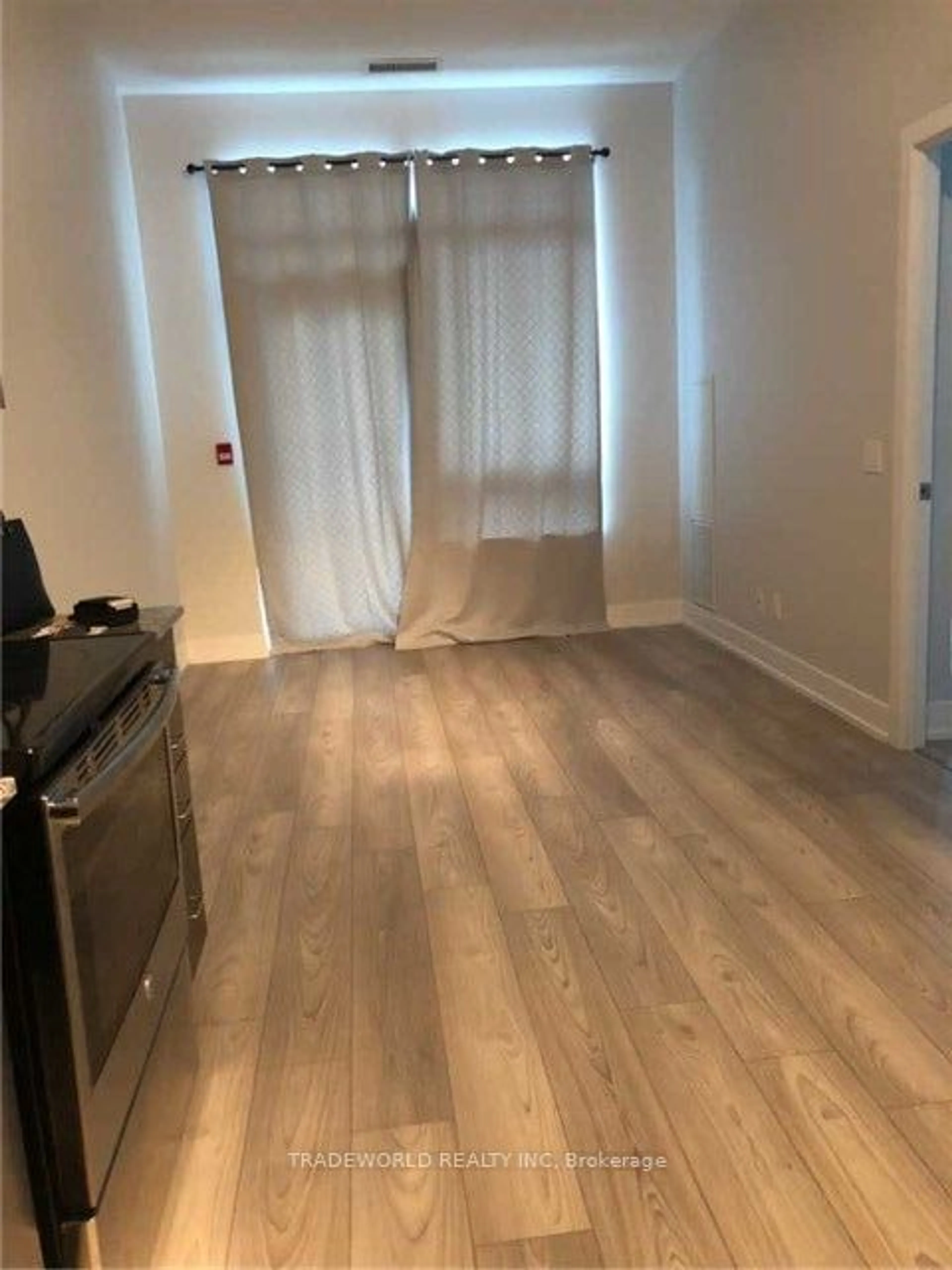 A pic of a room for 1215 Bayly St #108, Pickering Ontario L1W 1L7