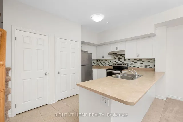 Additional image 29 of 1 Eaton Park Lane Unit 20