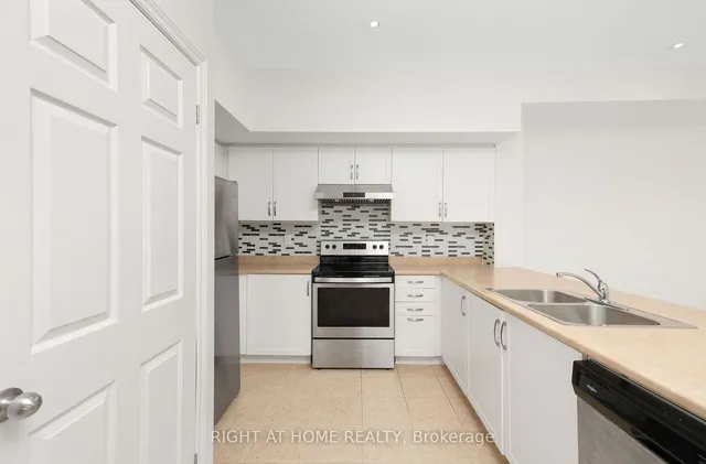 Additional image 27 of 1 Eaton Park Lane Unit 20
