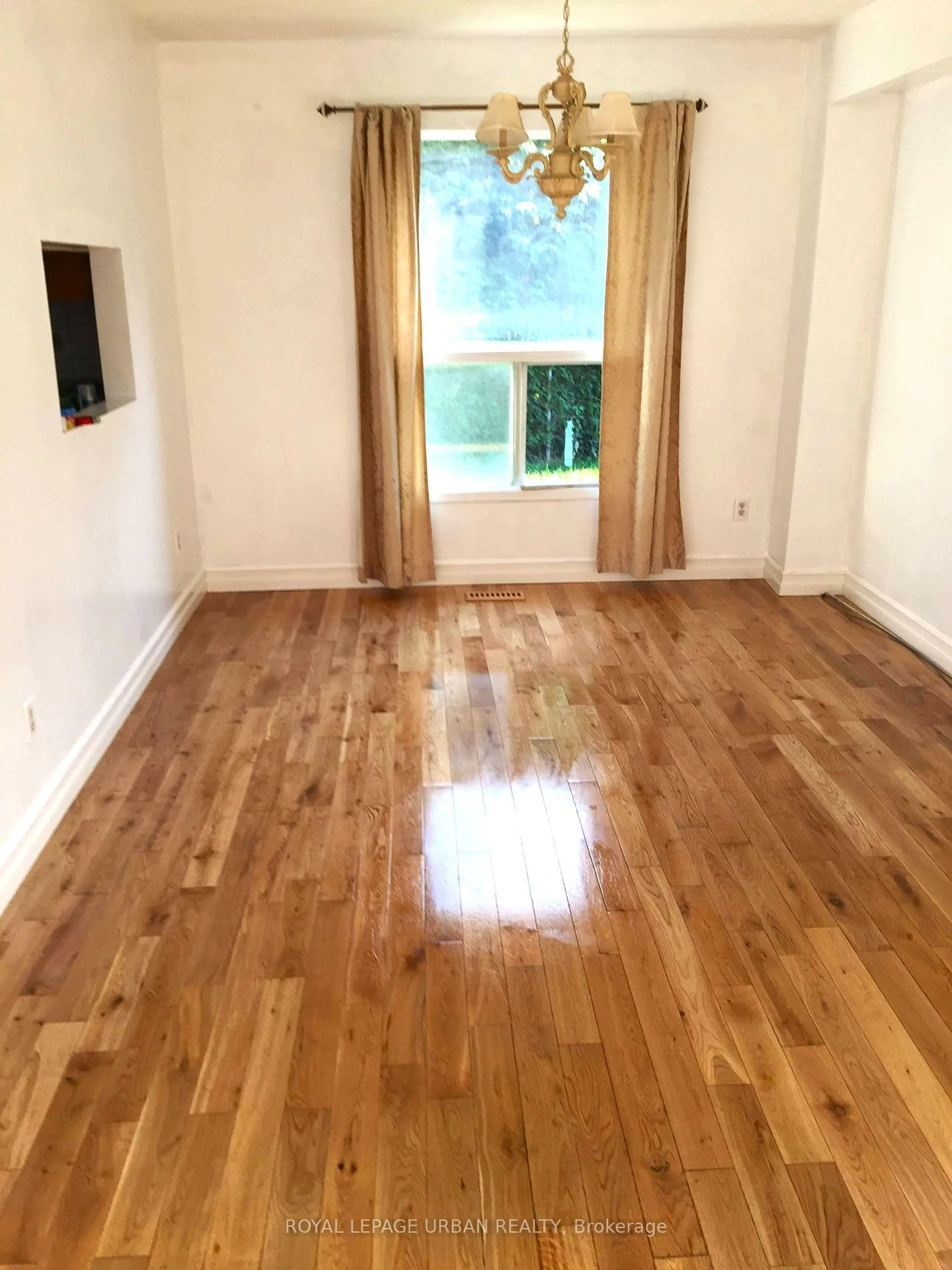 A pic of a room, wood floors for 347 Braymore Ave, Toronto Ontario M1B 2W6