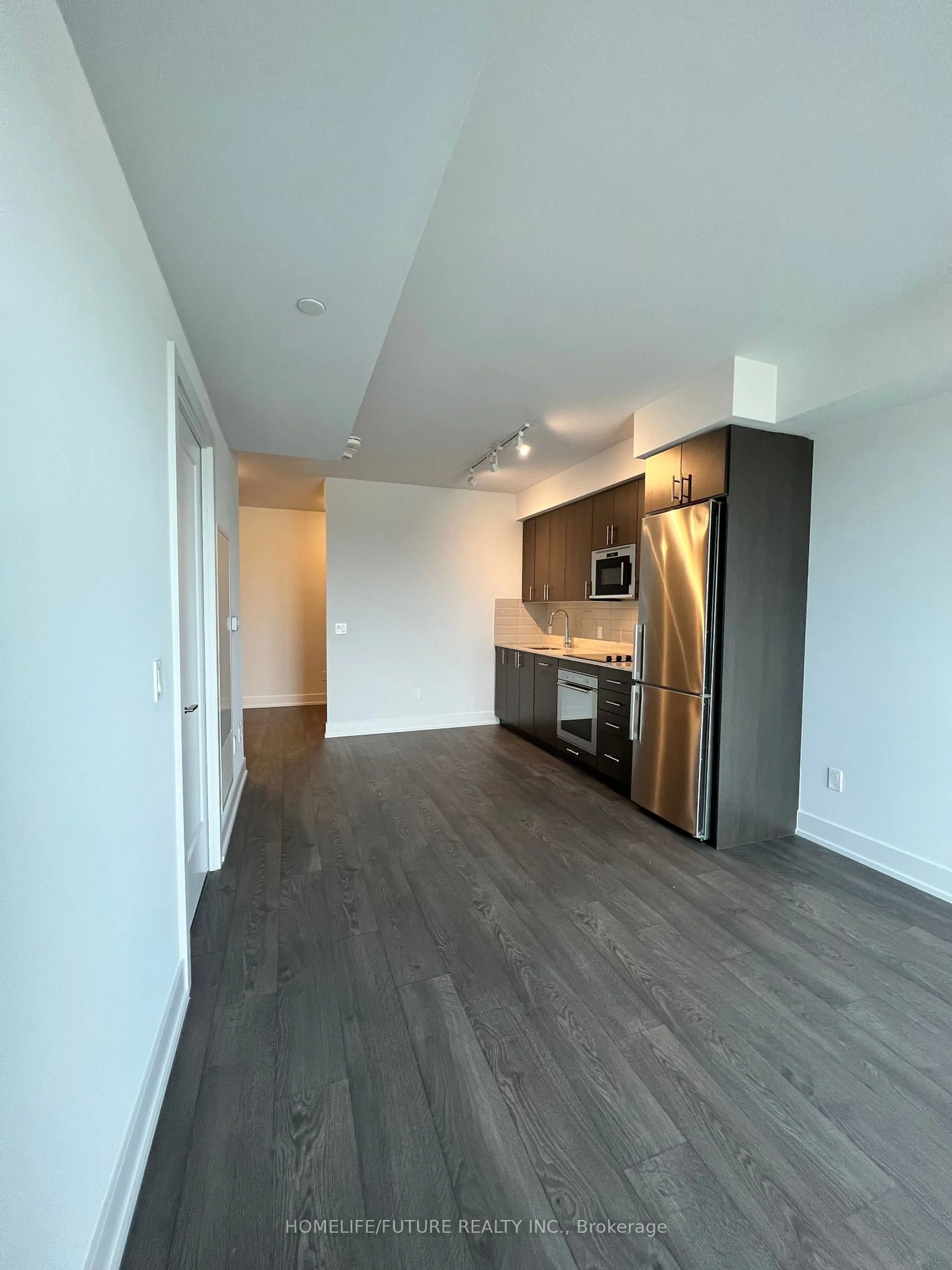 A pic of a room, wood floors for 2550 Simcoe St #1013, Oshawa Ontario L1L 0R5