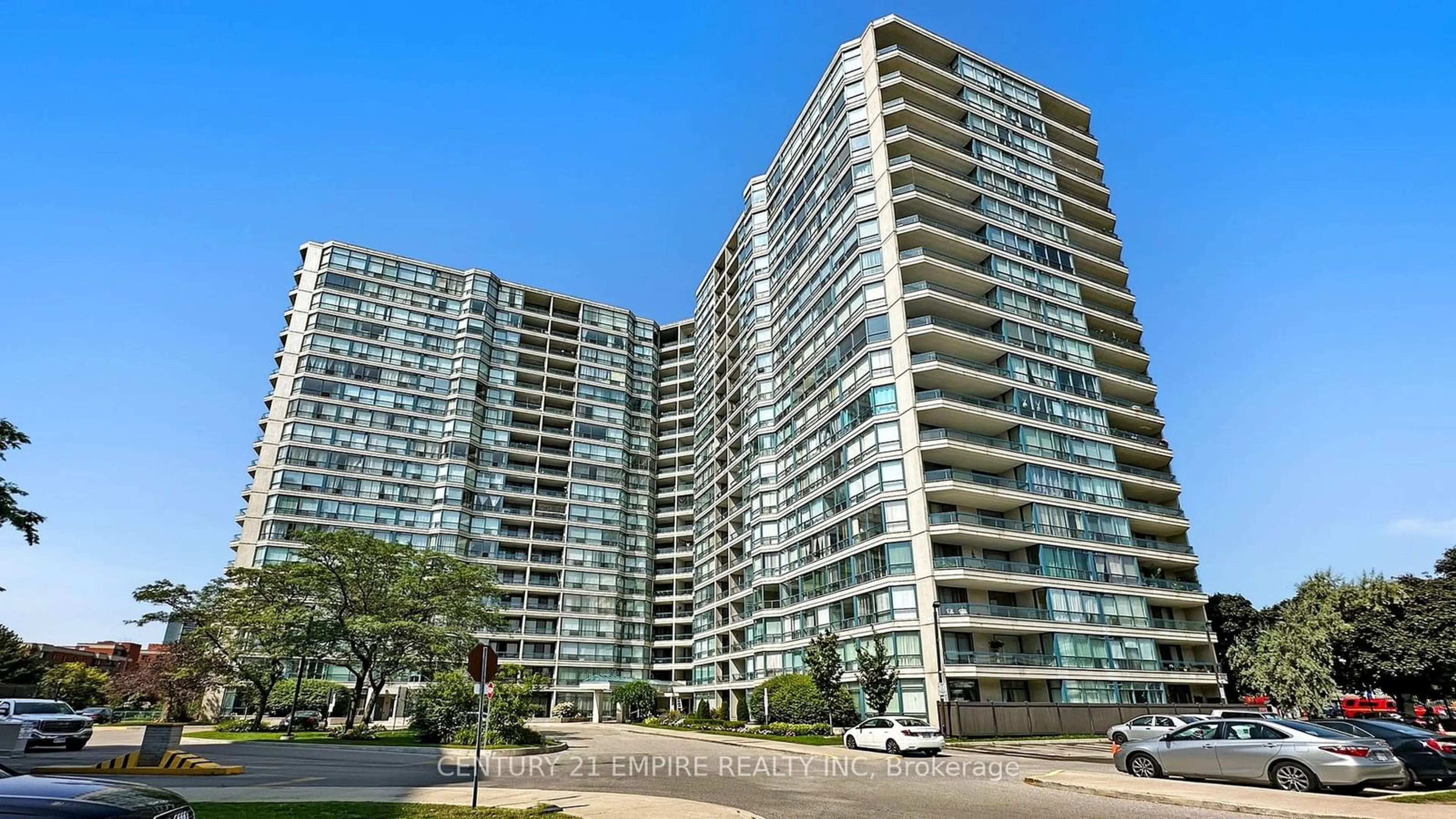 A pic from exterior of the house or condo, the front or back of building for 4725 Sheppard Ave #2001, Toronto Ontario M1S 5B2