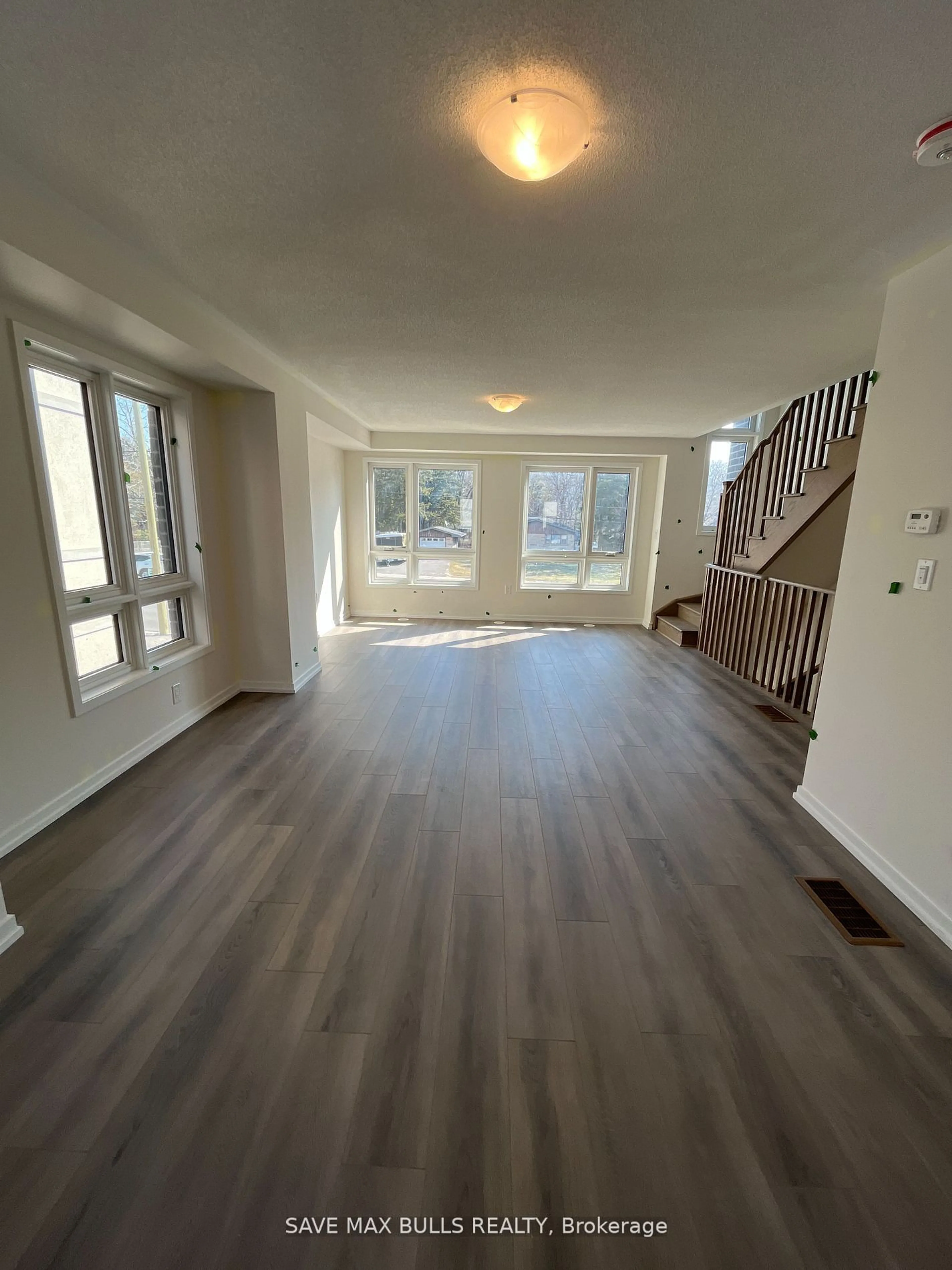 A pic of a room, wood floors for 250 Townline Rd, Oshawa Ontario L1K 1H2