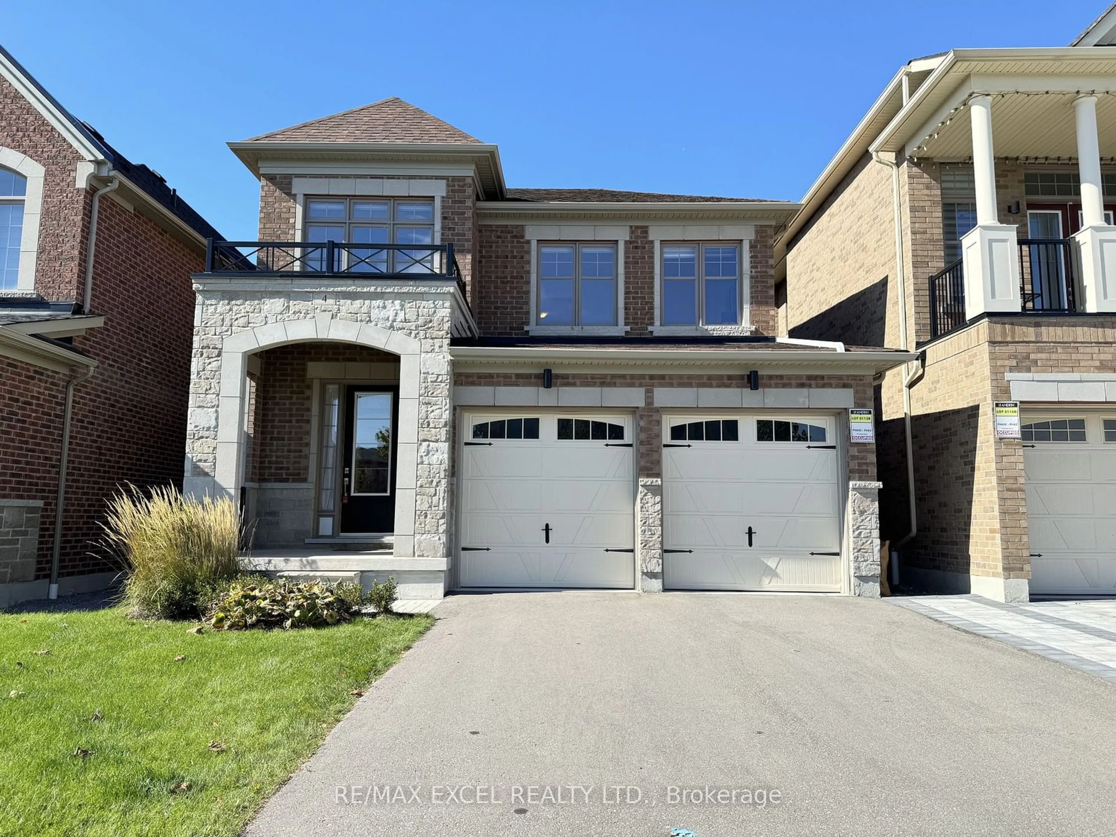 Frontside or backside of a home for 4 Torbay Crt, Whitby Ontario L1P 0C7