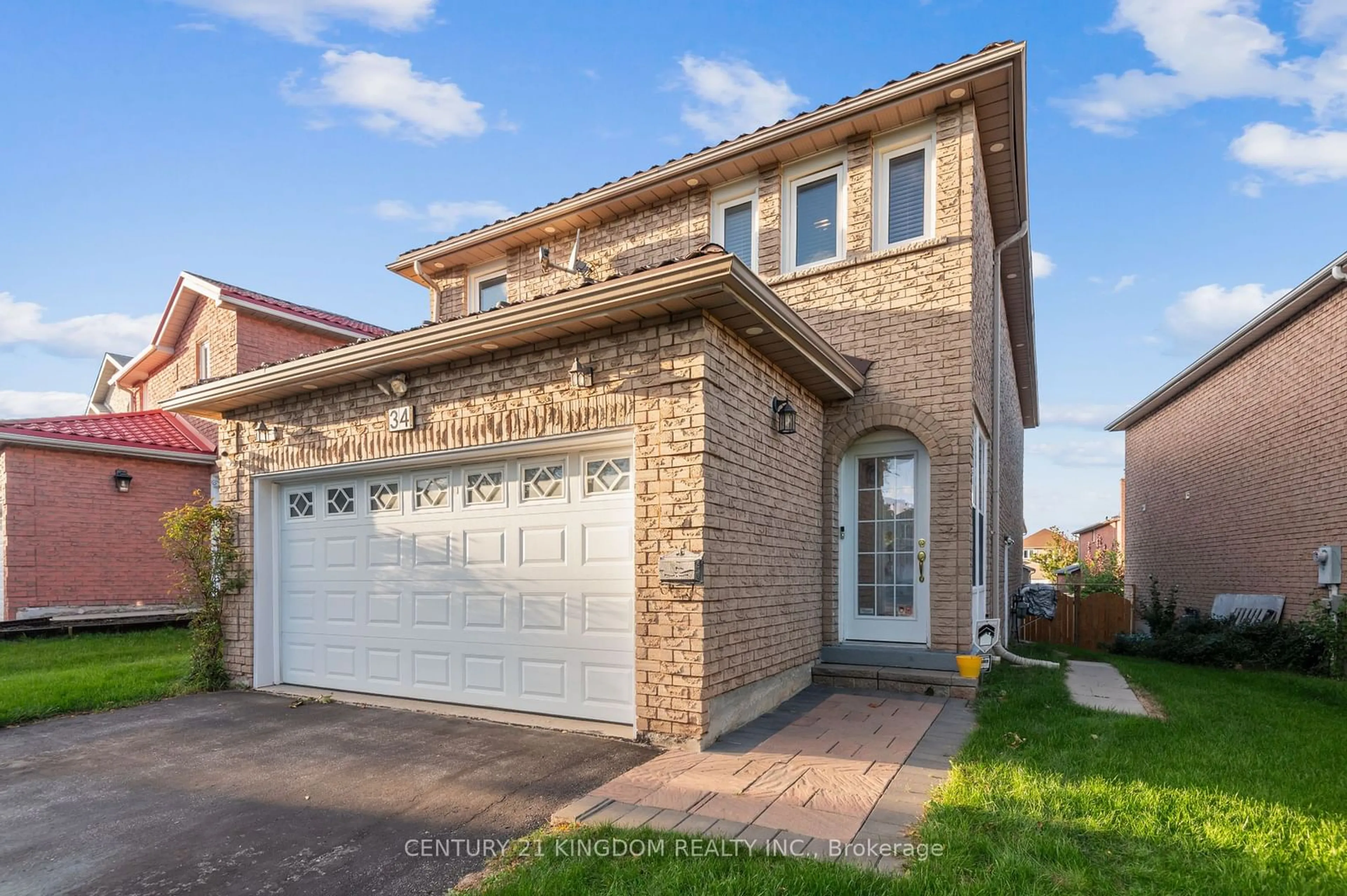 Frontside or backside of a home, cottage for 34 Goodall Dr, Toronto Ontario M1B 5E3