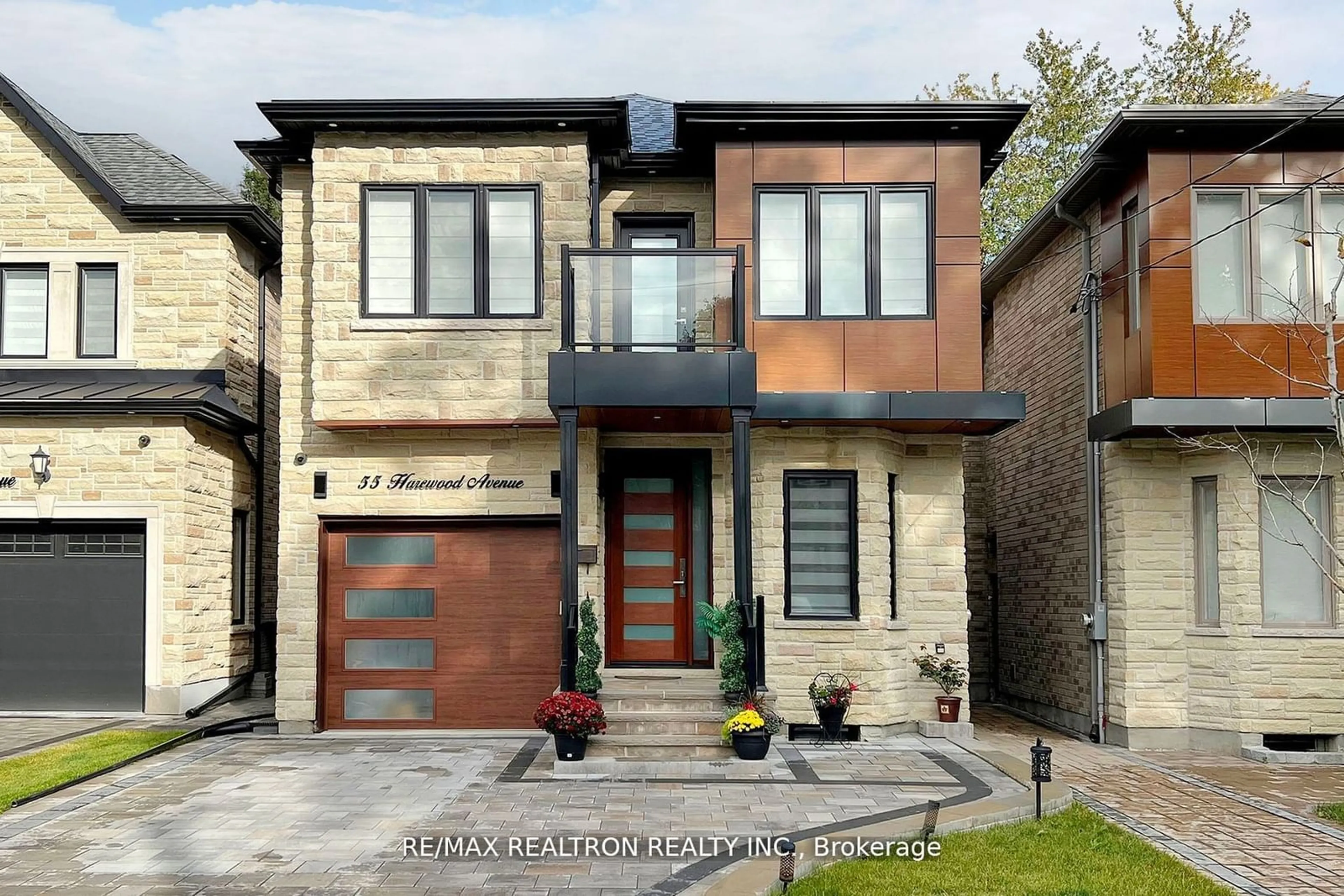 Home with brick exterior material for 55 Harewood Ave, Toronto Ontario M1M 2R4