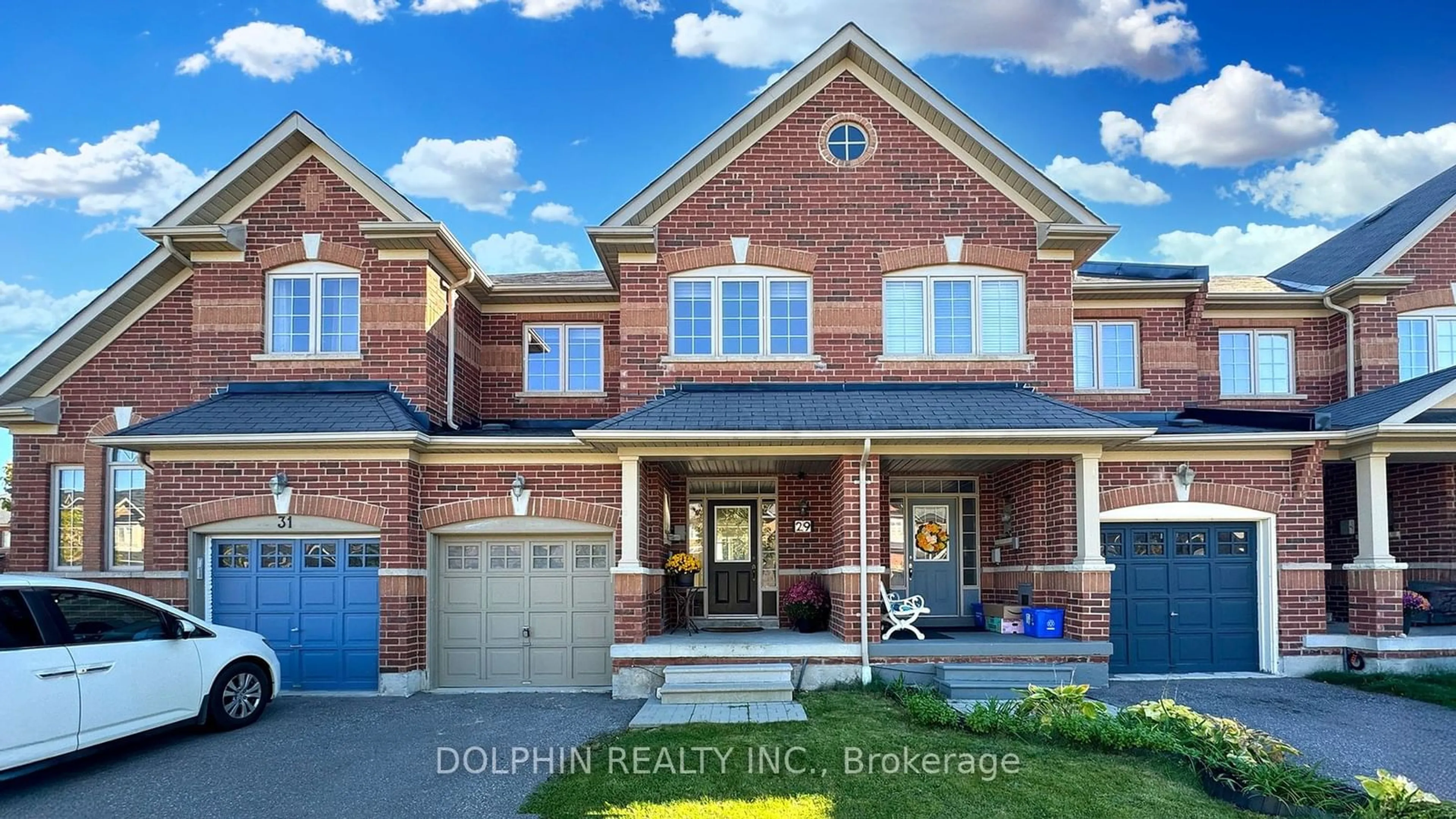 Home with brick exterior material for 29 Westport Dr, Whitby Ontario L1R 0J4