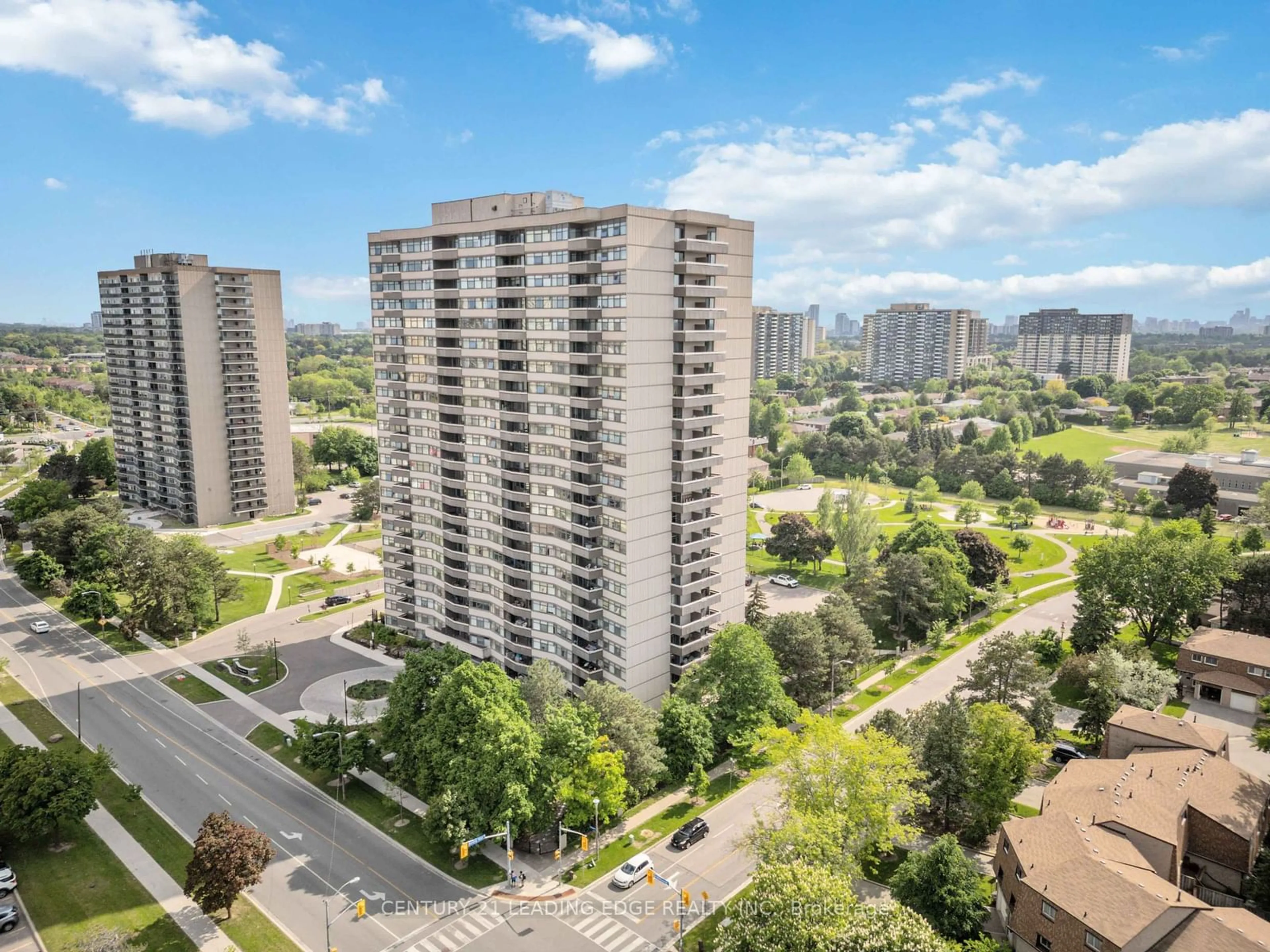 A pic from exterior of the house or condo, the view of city buildings for 3131 Bridletowne Circ #1008, Toronto Ontario M1W 2S9