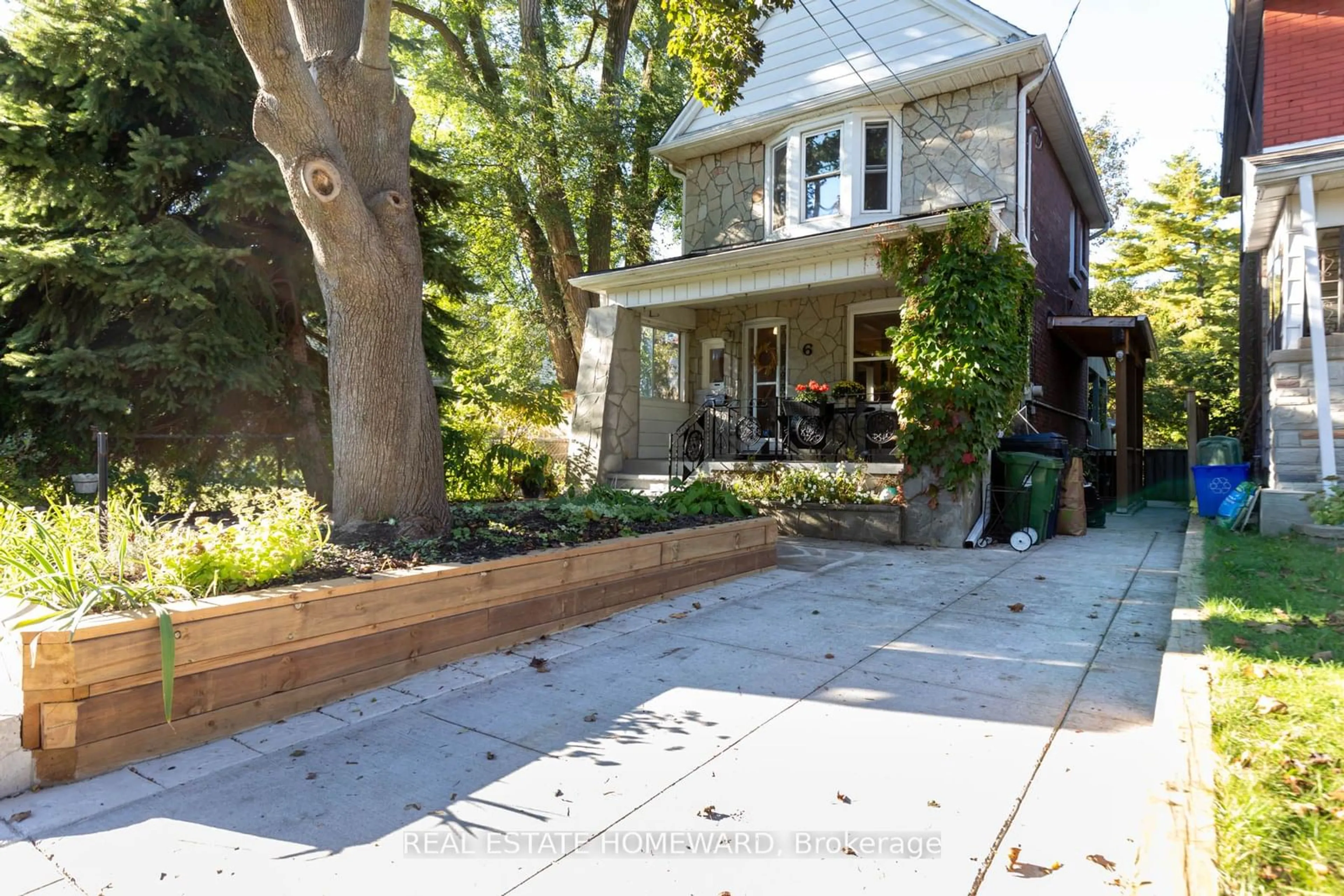 Frontside or backside of a home, the street view for 6 Balfour Ave, Toronto Ontario M4C 1T5