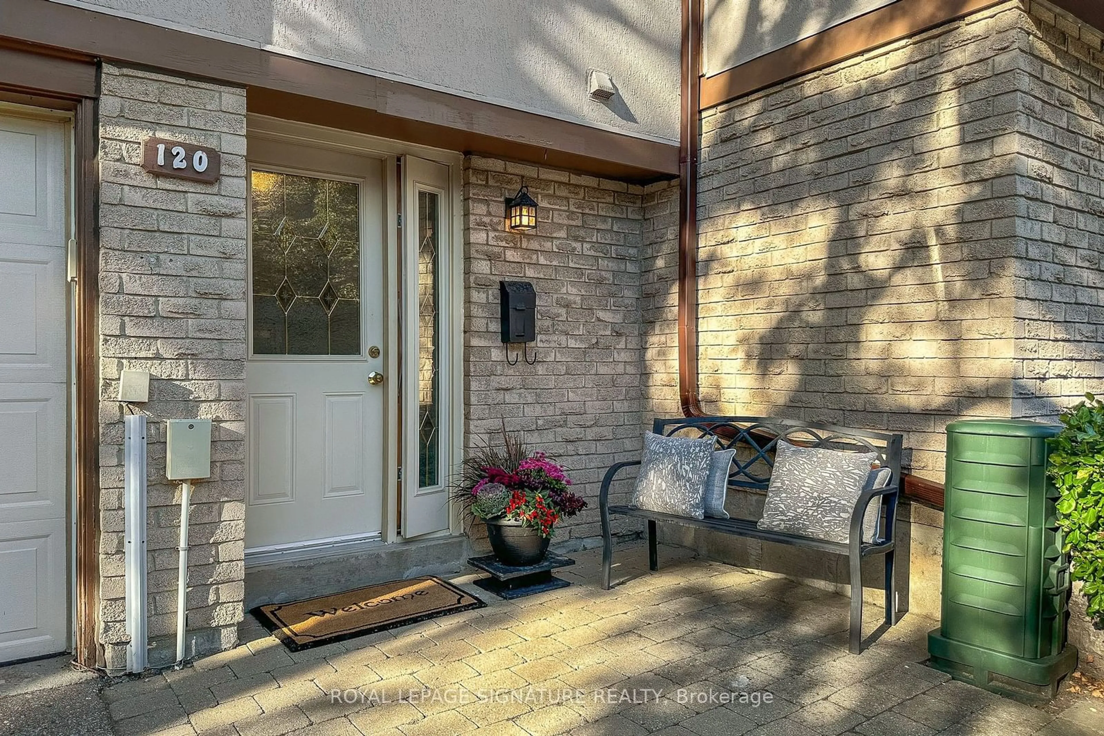 Indoor entryway, ceramic floors for 24 Fundy Bay Blvd #120, Toronto Ontario M1W 3A4