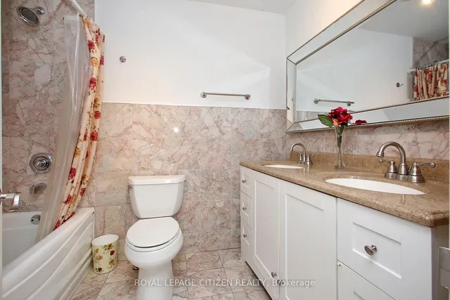 Additional property image - 6 Medonte Ave
