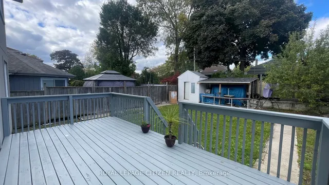 Additional property image - 6 Medonte Ave