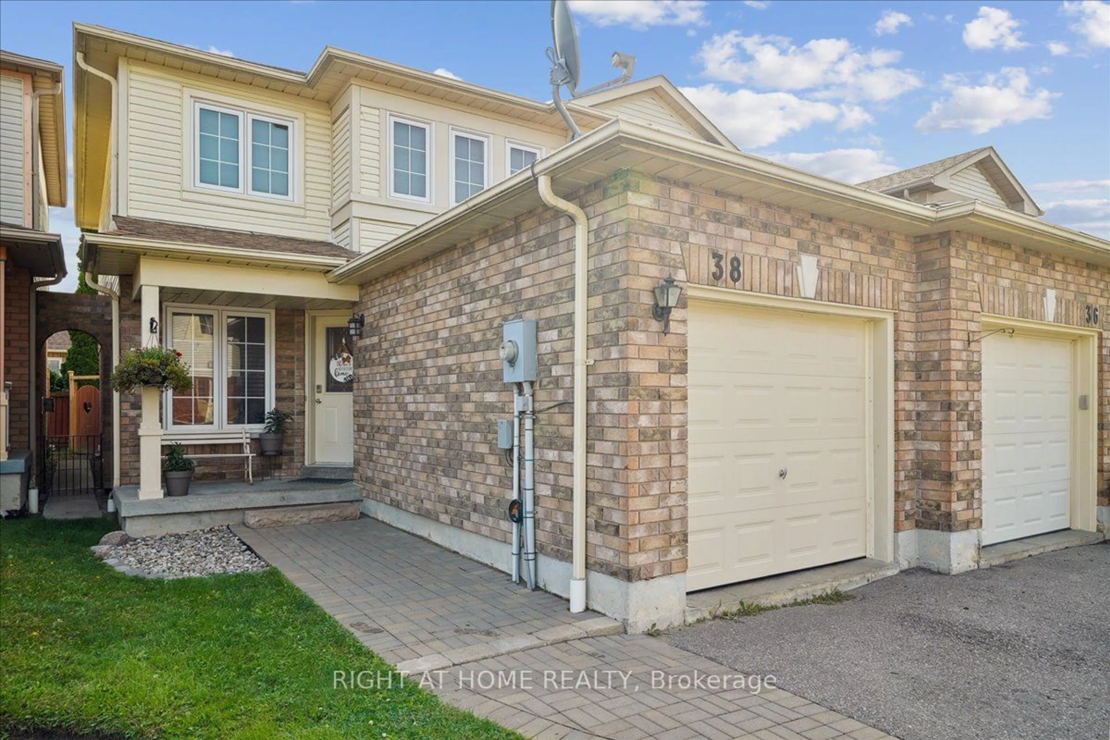 A pic from exterior of the house or condo, the street view for 38 Greengrove Way, Whitby Ontario L1R 2N4