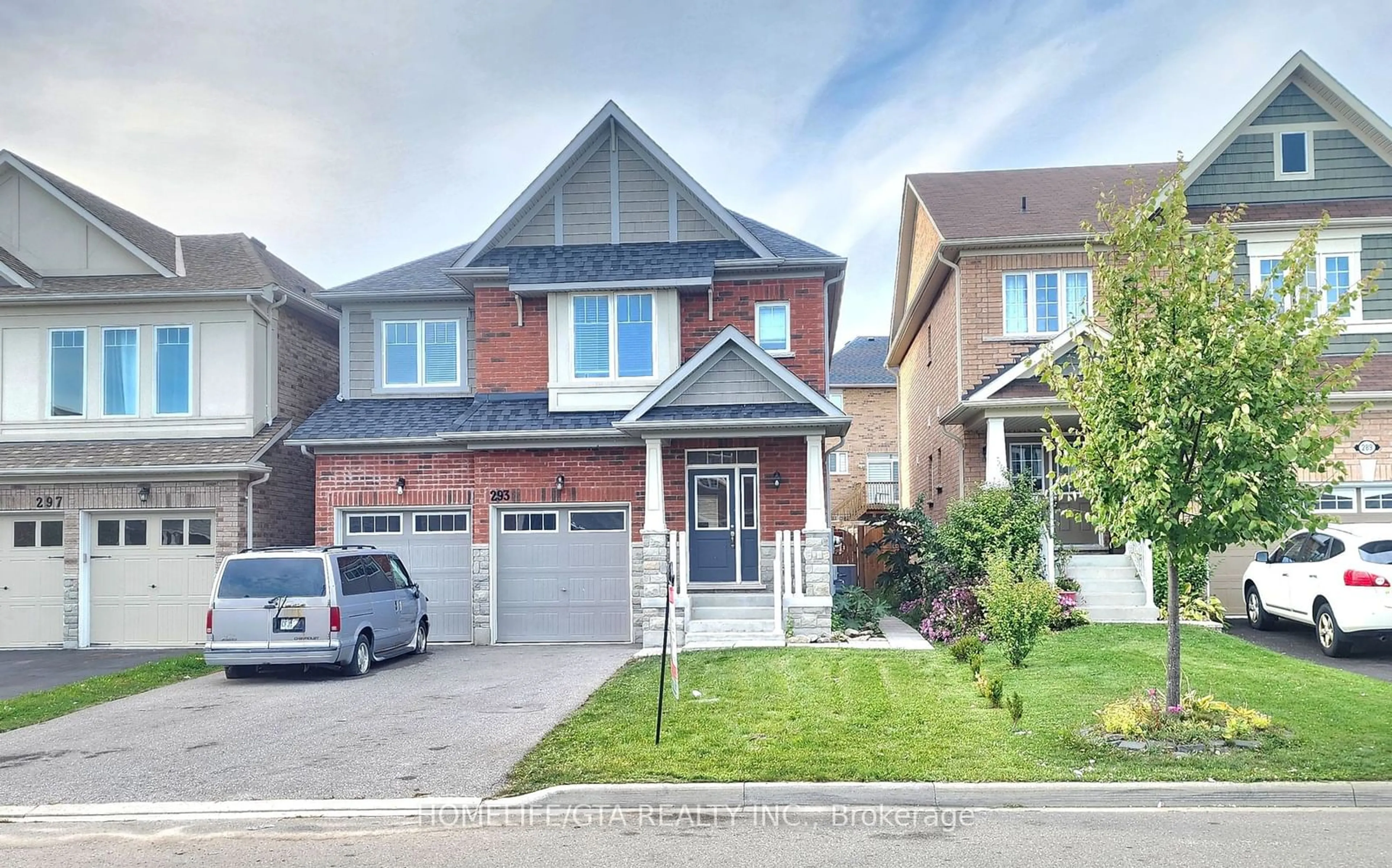 Frontside or backside of a home, the street view for 293 Pimlico Dr, Oshawa Ontario L1H 7K4