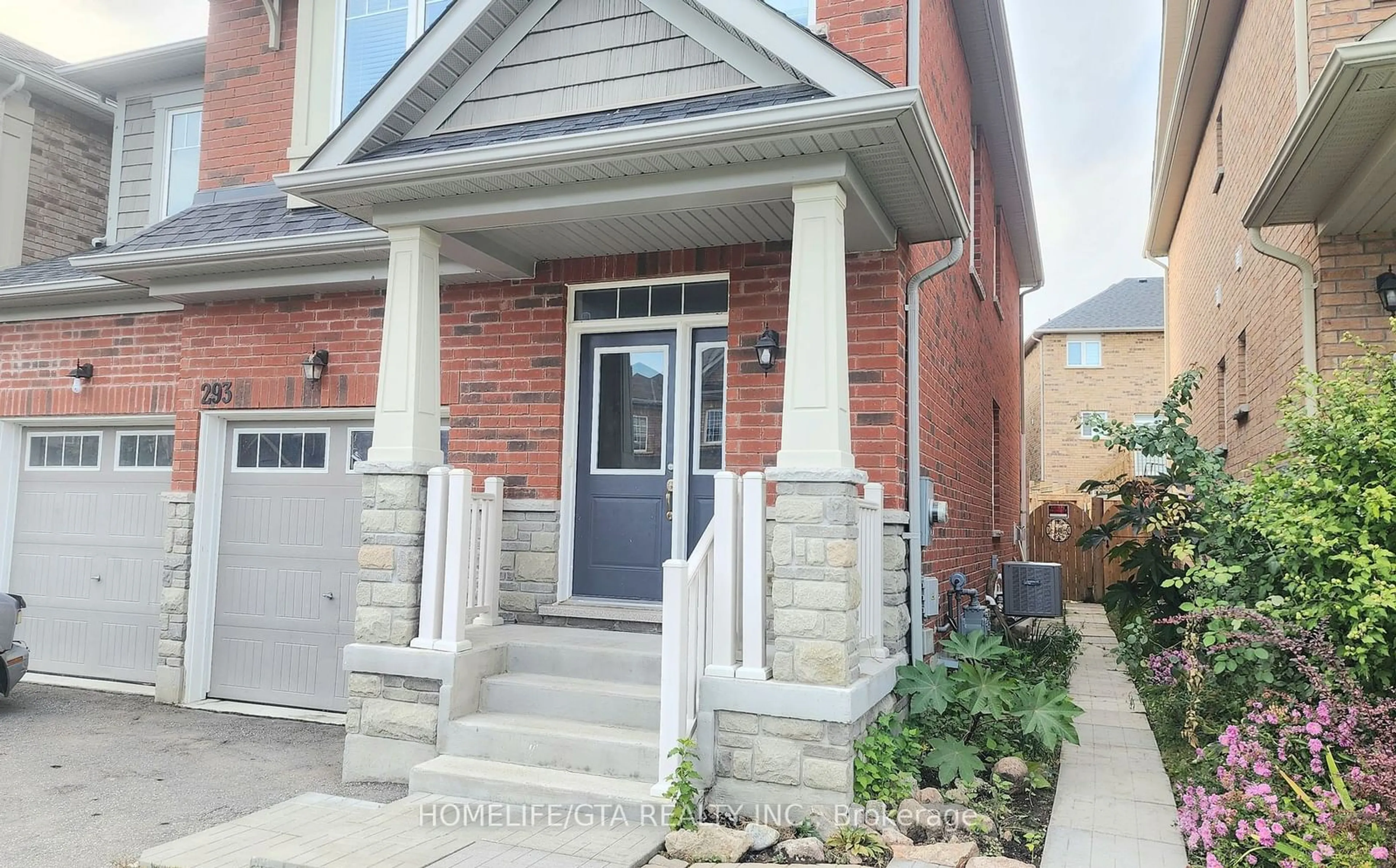 A pic from exterior of the house or condo, the street view for 293 Pimlico Dr, Oshawa Ontario L1H 7K4