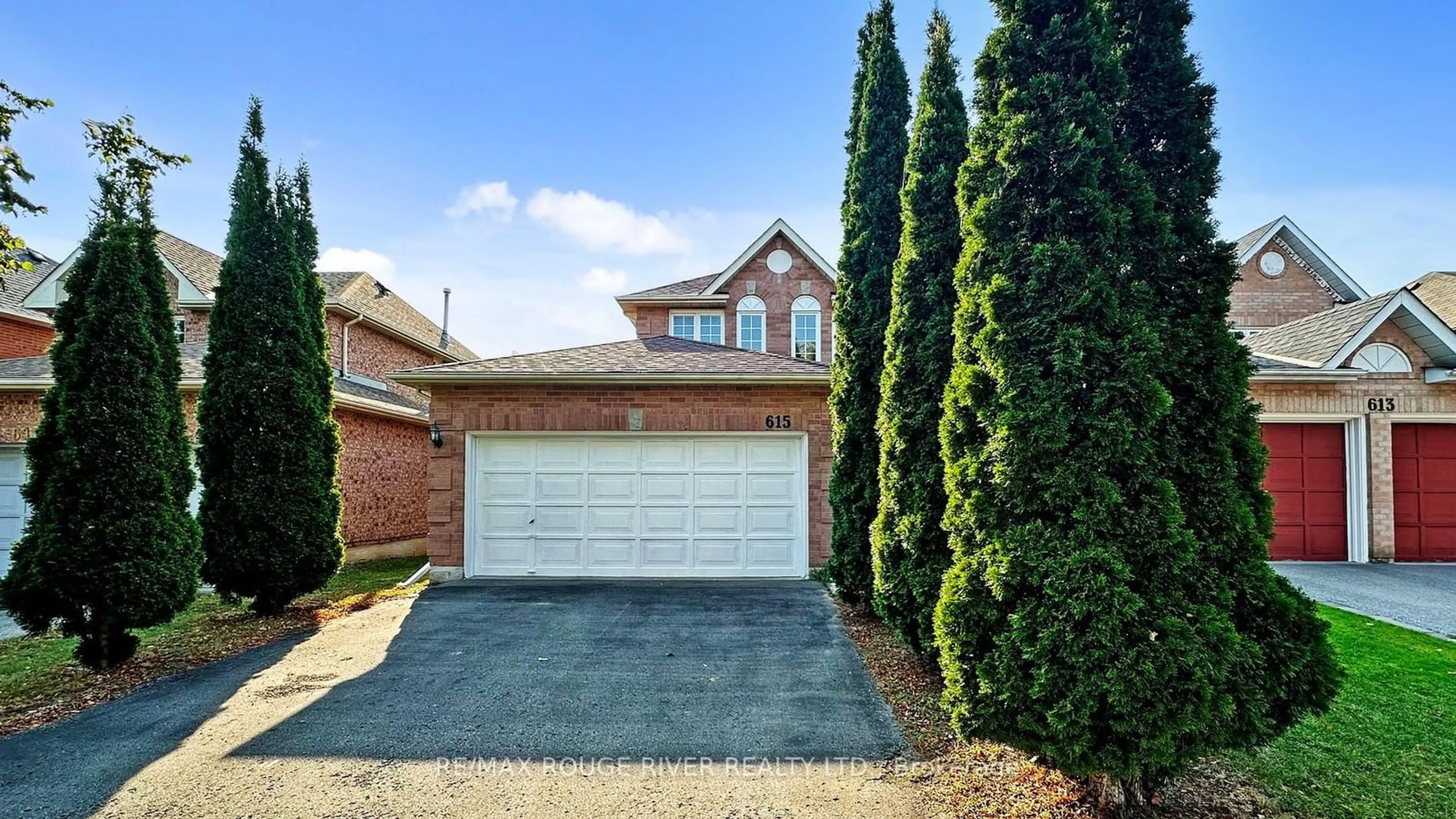 Frontside or backside of a home, the street view for 615 Graceland Crt, Pickering Ontario L1V 6N9