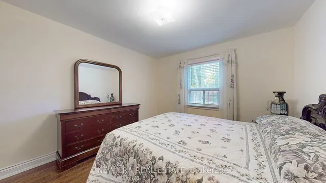 Additional property image - 1 Fairbourne Cres