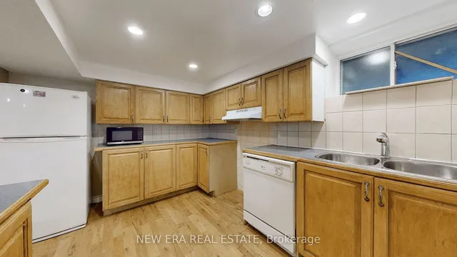 Additional property image - 1 Fairbourne Cres
