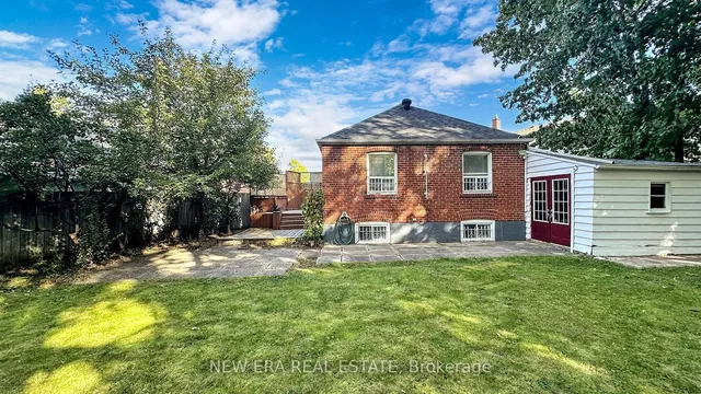 Additional property image - 1 Fairbourne Cres