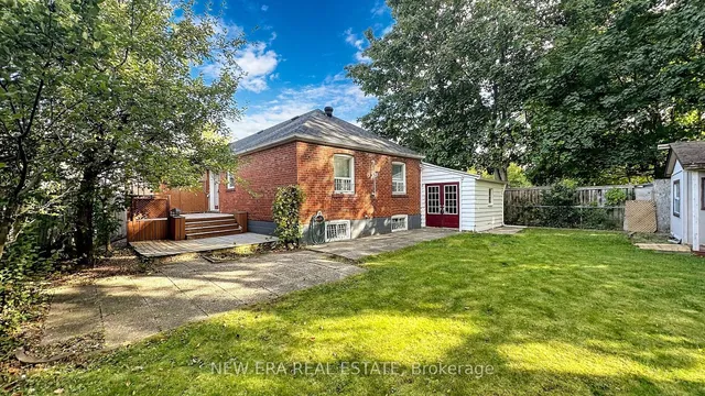 Additional property image - 1 Fairbourne Cres