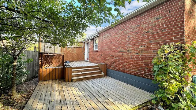 Additional property image - 1 Fairbourne Cres