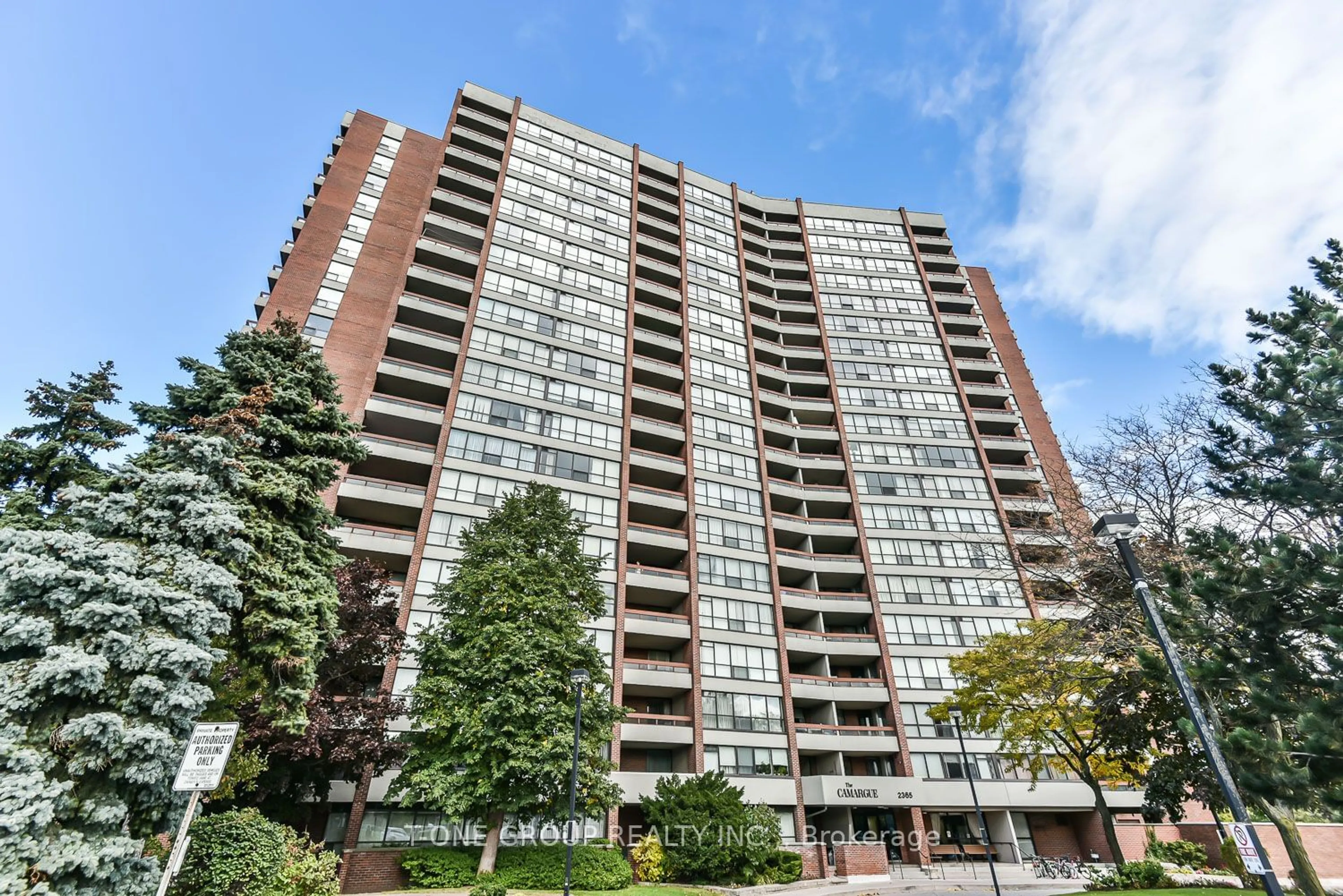 A pic from exterior of the house or condo, the front or back of building for 2365 Kennedy Rd #510, Toronto Ontario M1T 3S6