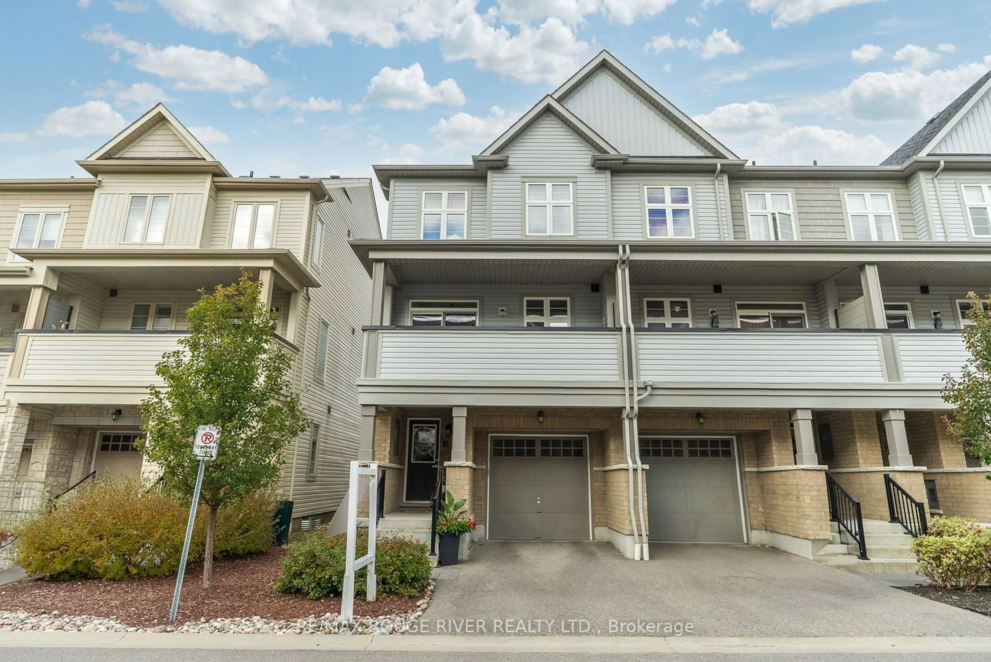 A pic from exterior of the house or condo, the street view for 10 Westbury Way, Whitby Ontario L1M 0L9