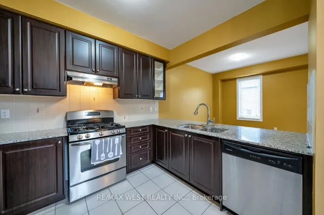 Additional property image - 6 Dale Ave