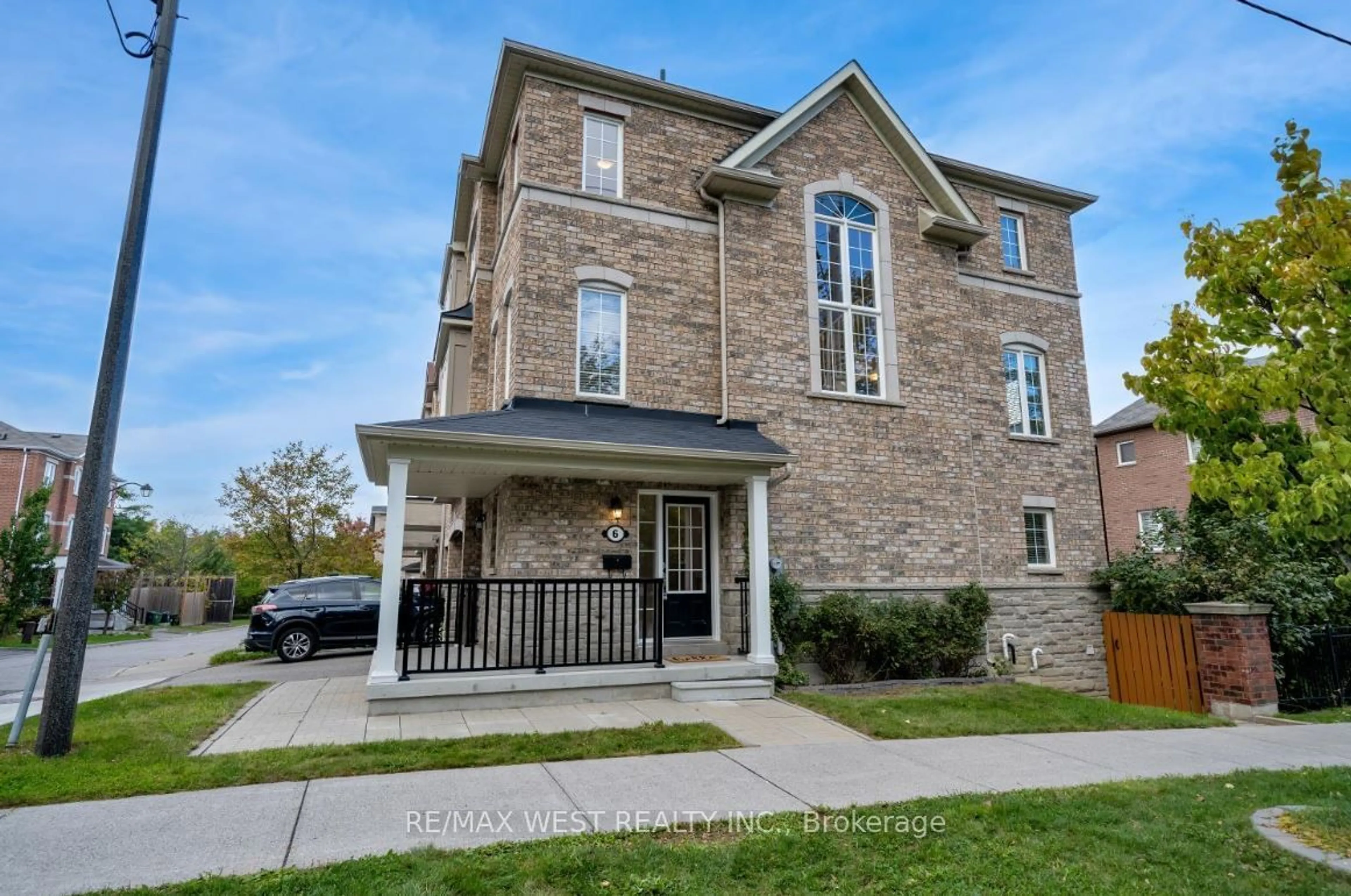 A pic from exterior of the house or condo, the street view for 6 Dale Ave, Toronto Ontario M1J 3J5