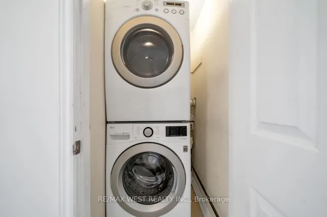 Additional property image - 6 Dale Ave