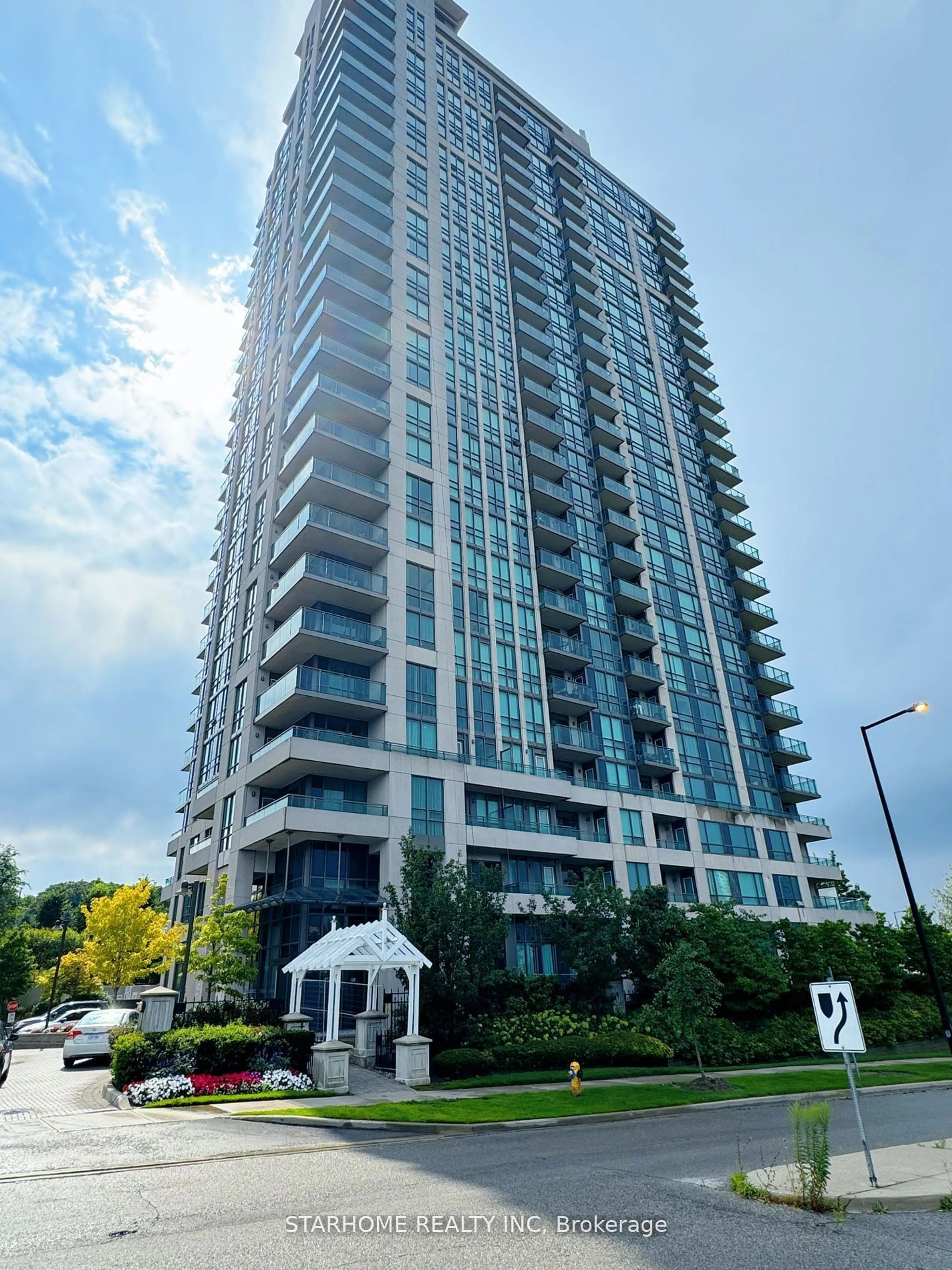 A pic from exterior of the house or condo, the front or back of building for 88 Grangeway Ave #1207, Toronto Ontario M1H 0A2