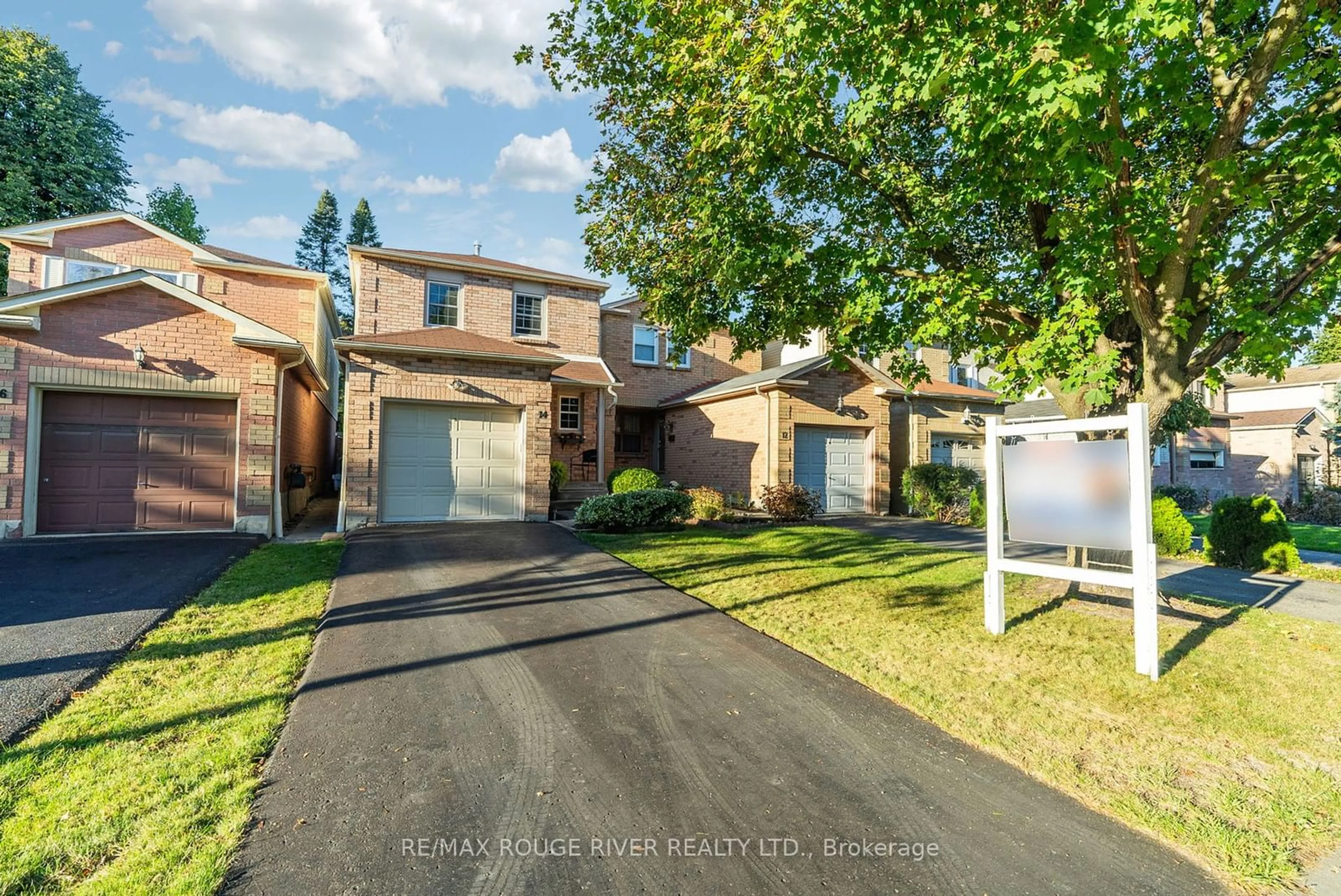 A pic from exterior of the house or condo, the street view for 14 Schilling Crt, Whitby Ontario L1N 8X7