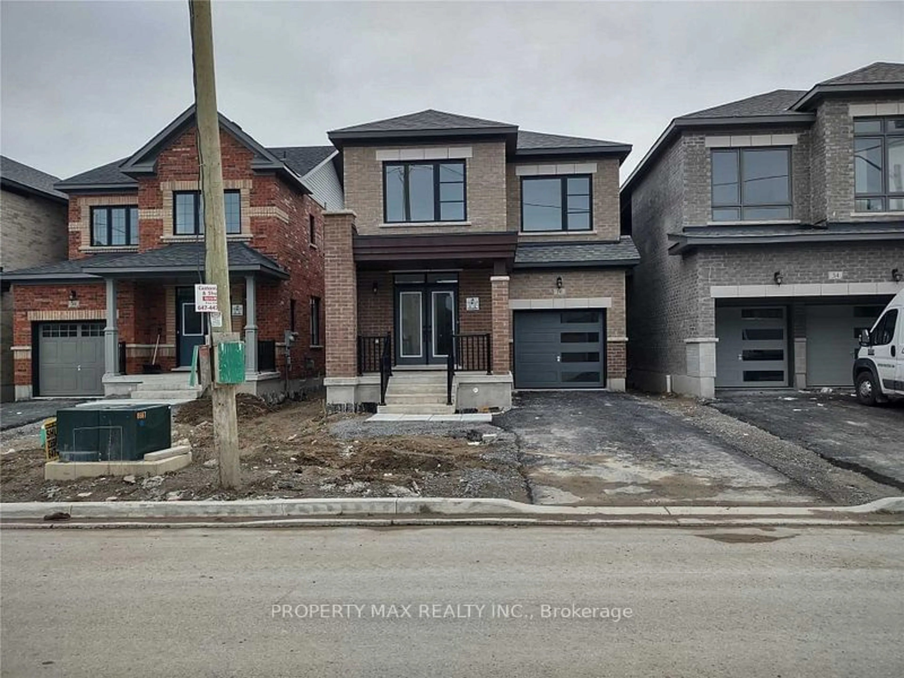 Frontside or backside of a home, the street view for 36 Vickery St, Whitby Ontario L1P 0L2