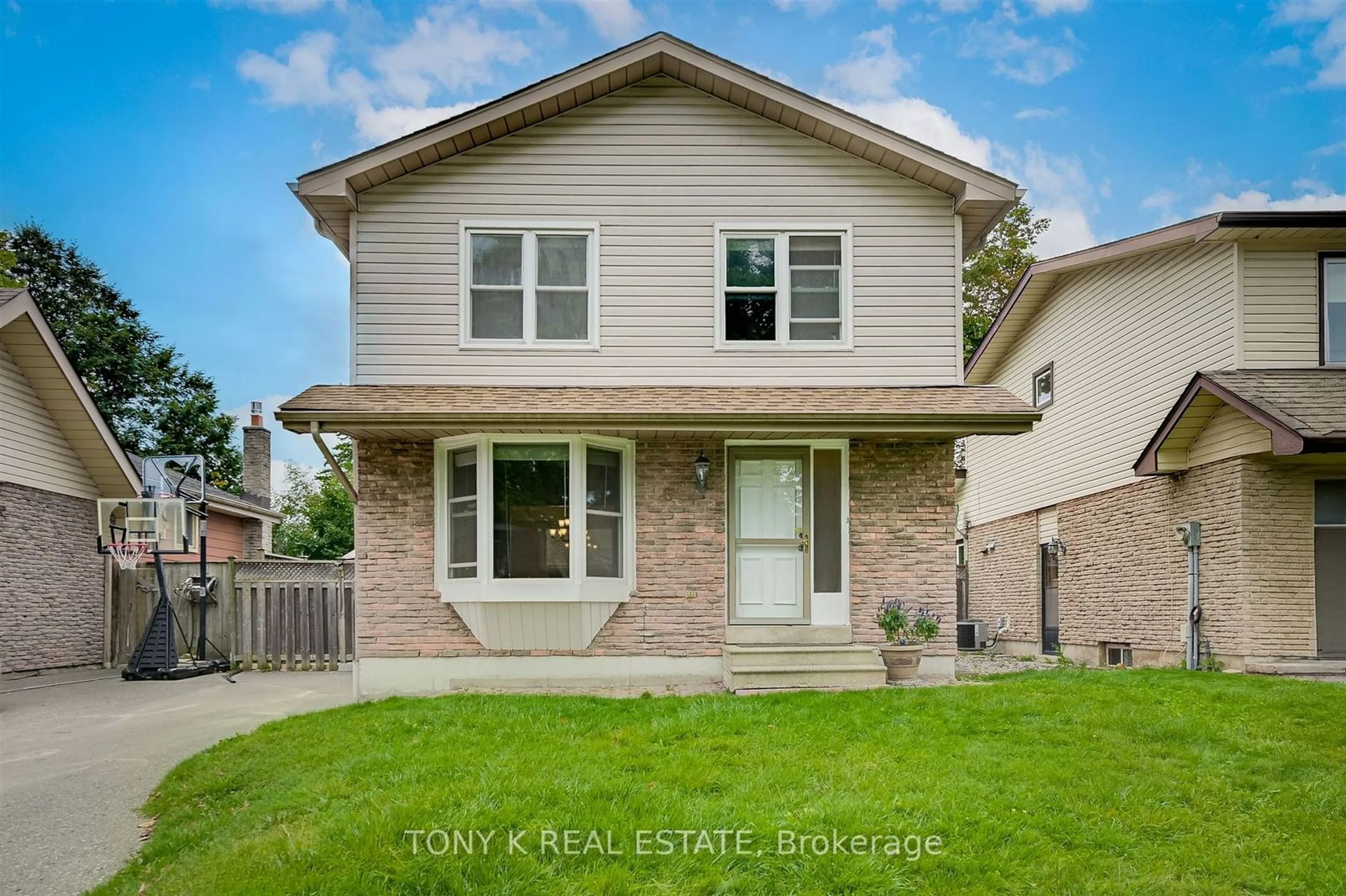 Frontside or backside of a home, the fenced backyard for 6 Mozart Crt, Whitby Ontario L1N 5N5