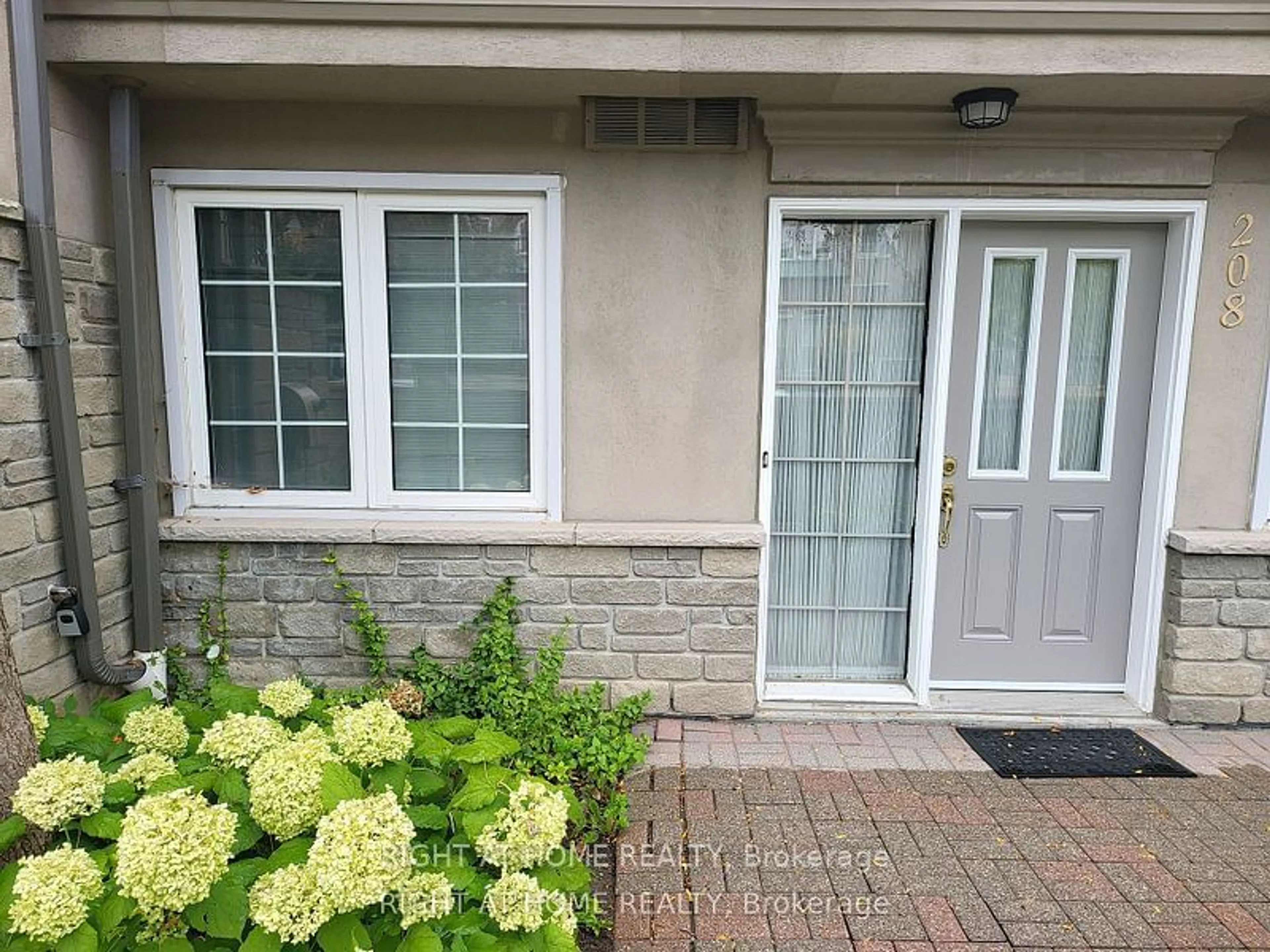 A pic from exterior of the house or condo, cottage for 188 Bonis Ave #208, Toronto Ontario M1T 3W1