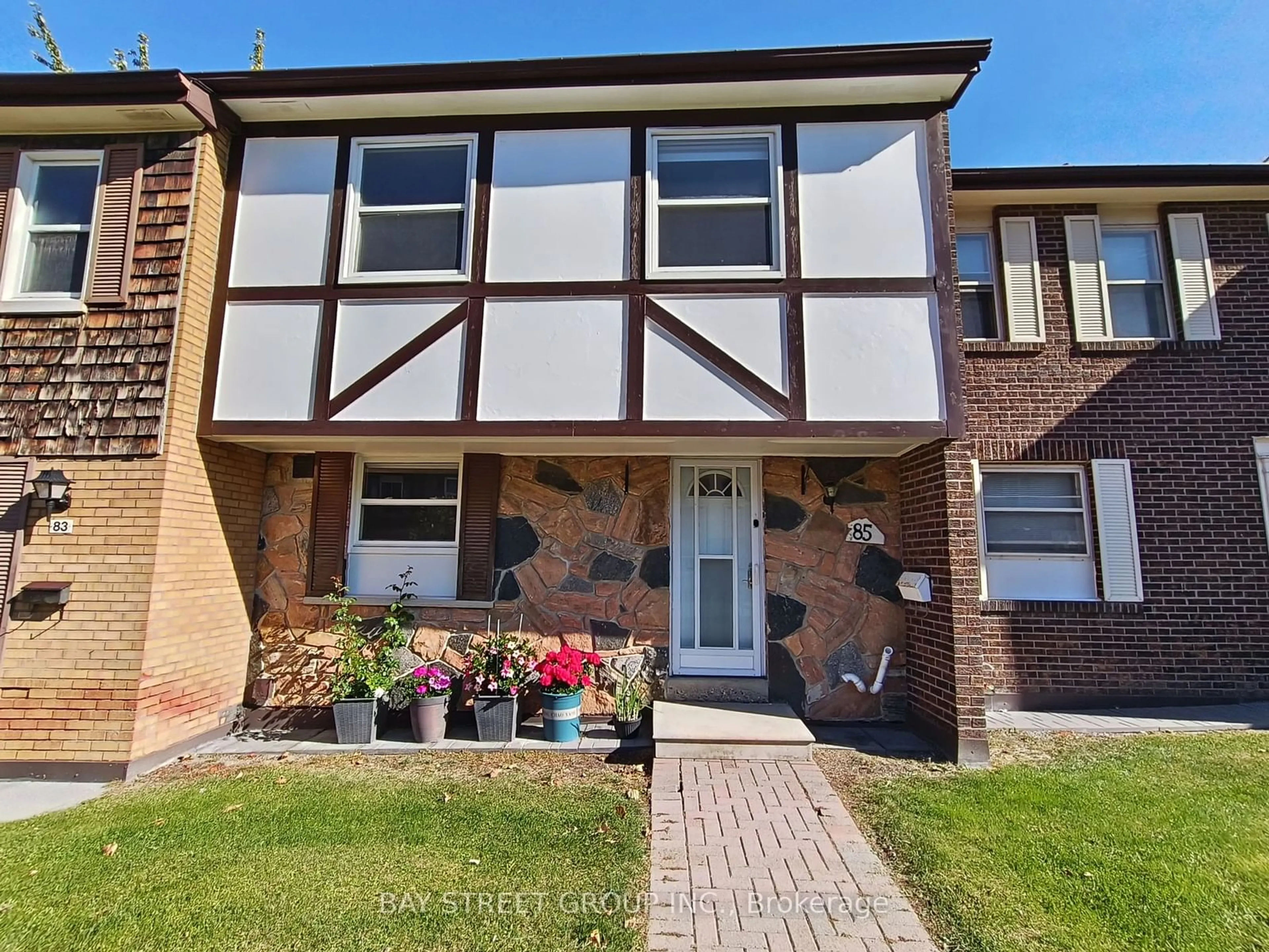 A pic from exterior of the house or condo, cottage for 25 Brimwood Blvd #85, Toronto Ontario M1V 1E2