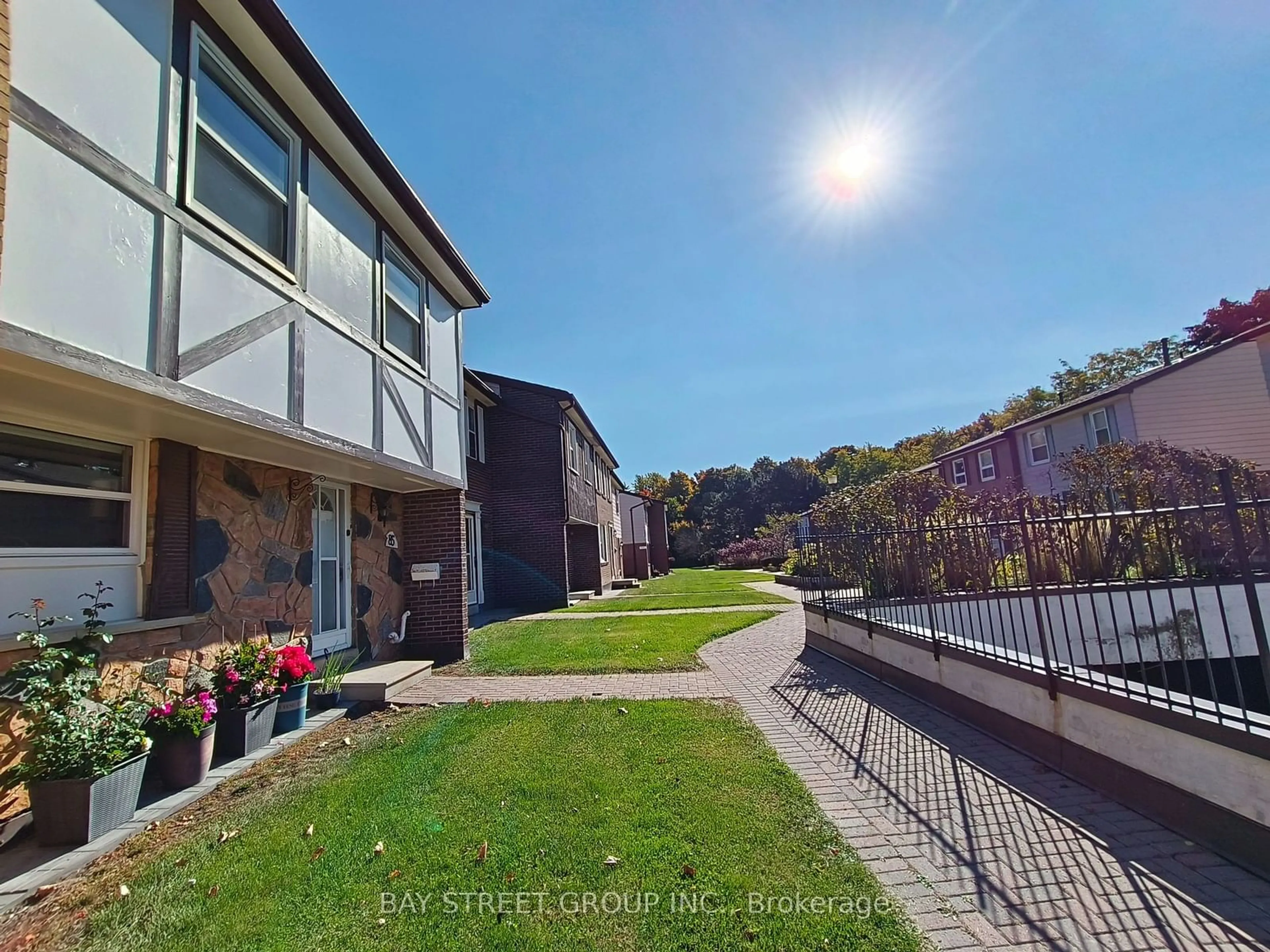 A pic from exterior of the house or condo, the street view for 25 Brimwood Blvd #85, Toronto Ontario M1V 1E2