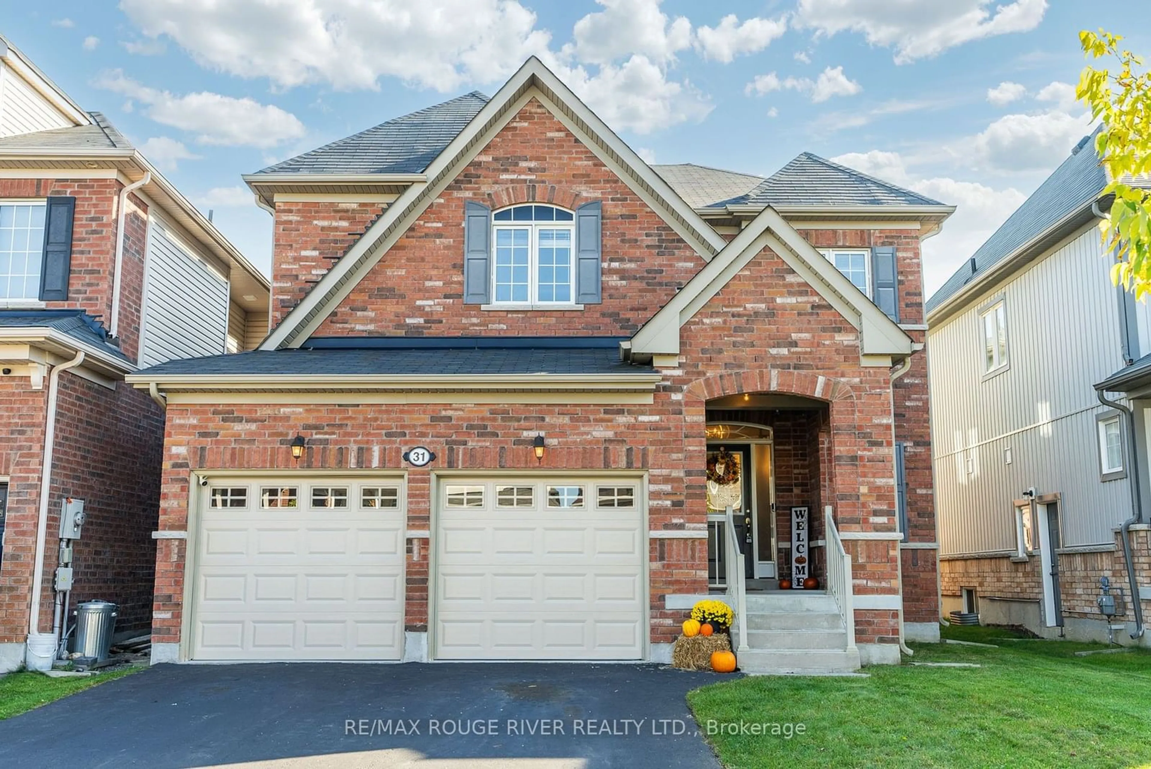 Home with brick exterior material for 31 William Fair Dr, Clarington Ontario L1C 0T1