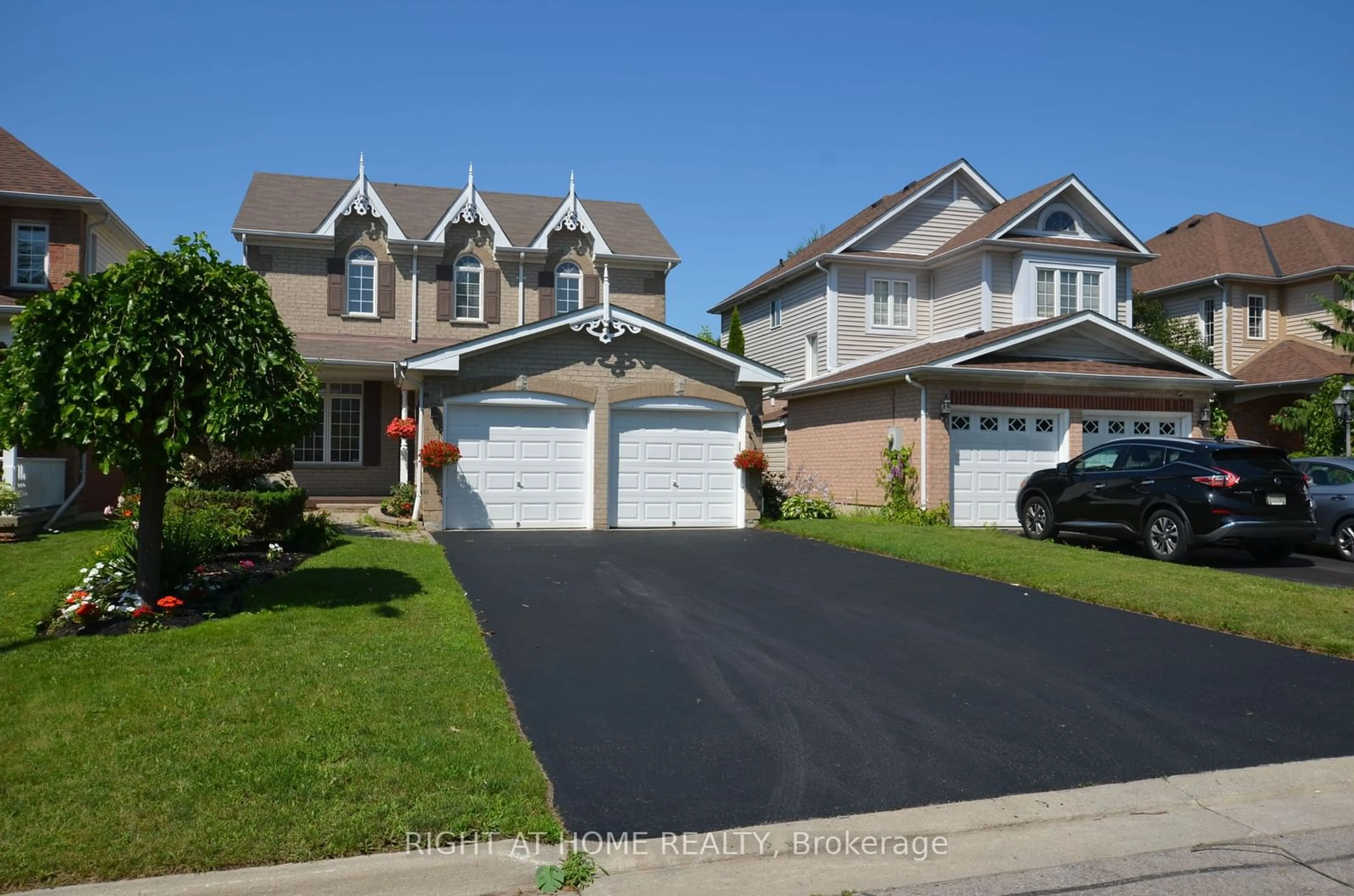 Frontside or backside of a home, the street view for 1172 Westridge Dr, Oshawa Ontario L1K 2L1