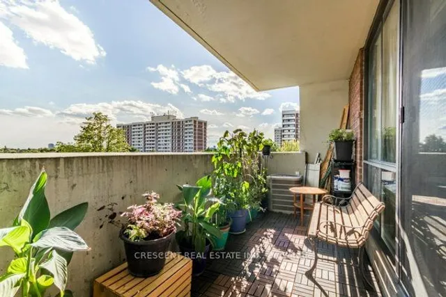 Additional property image - 10 Stonehill Crt Unit 611