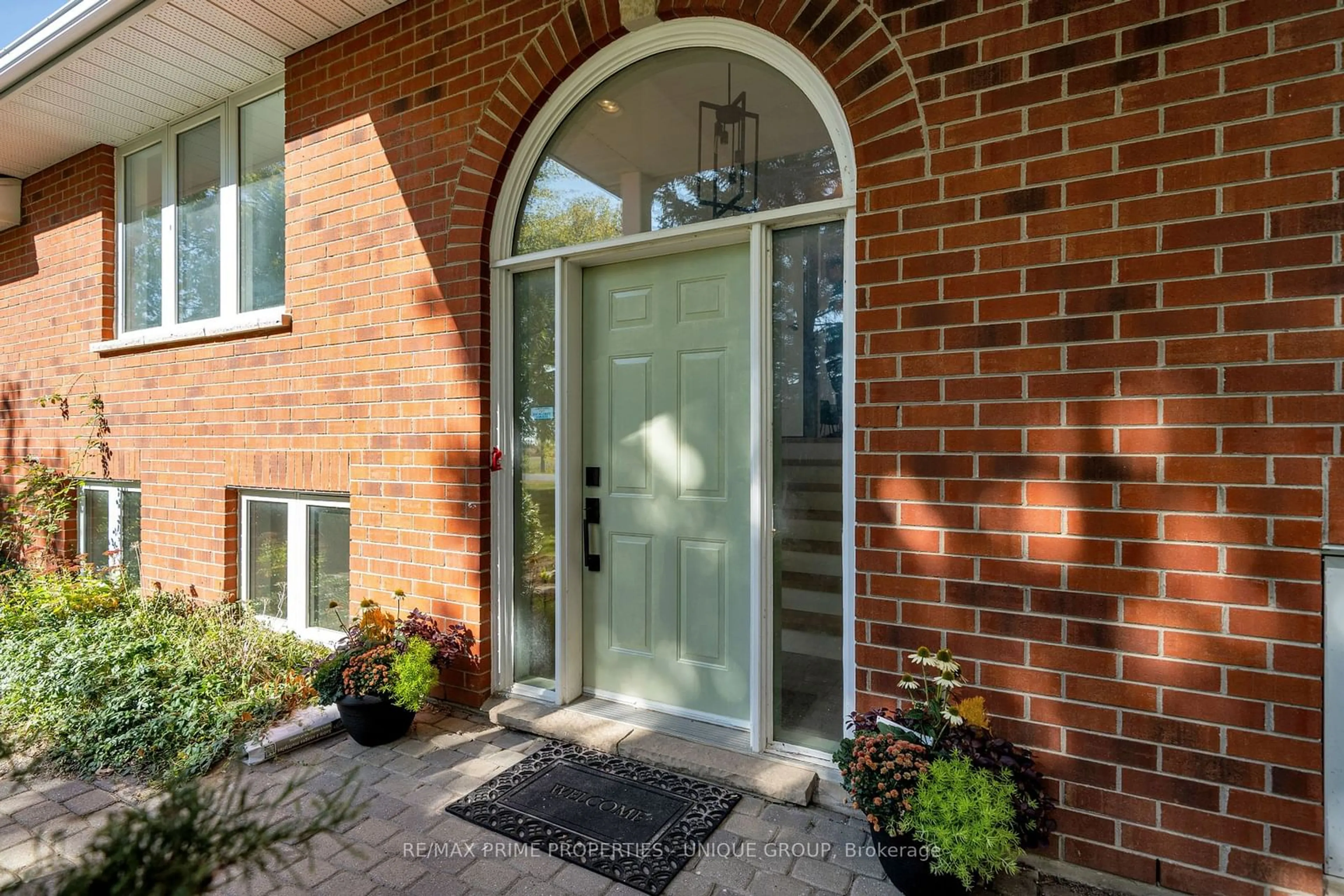 Indoor entryway, ceramic floors for 3040 Concession Rd 3, Clarington Ontario L1C 5S2