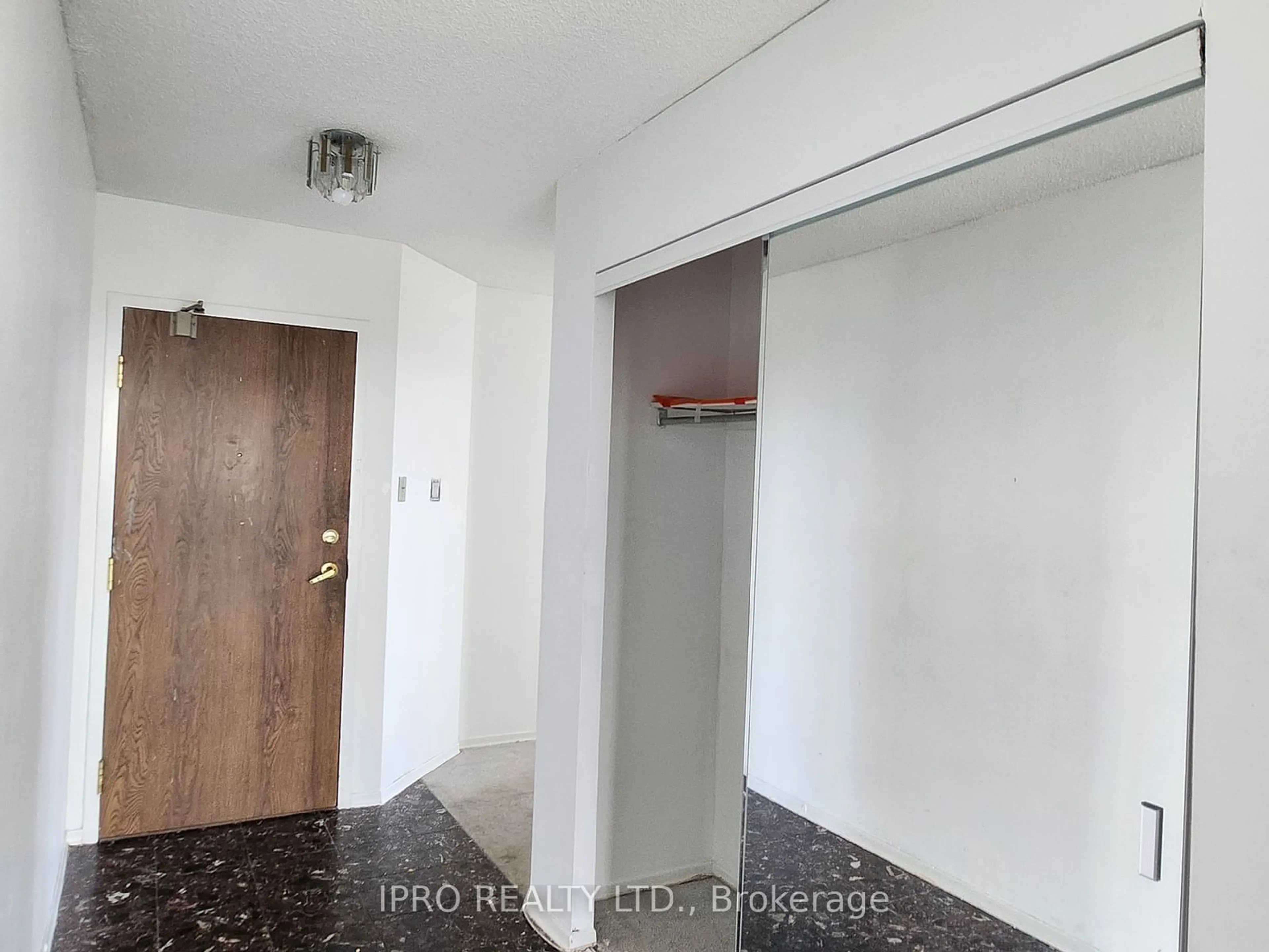 Indoor foyer, not visible floor for 330 Alton Towers Circ #1611, Toronto Ontario M1V 5H3