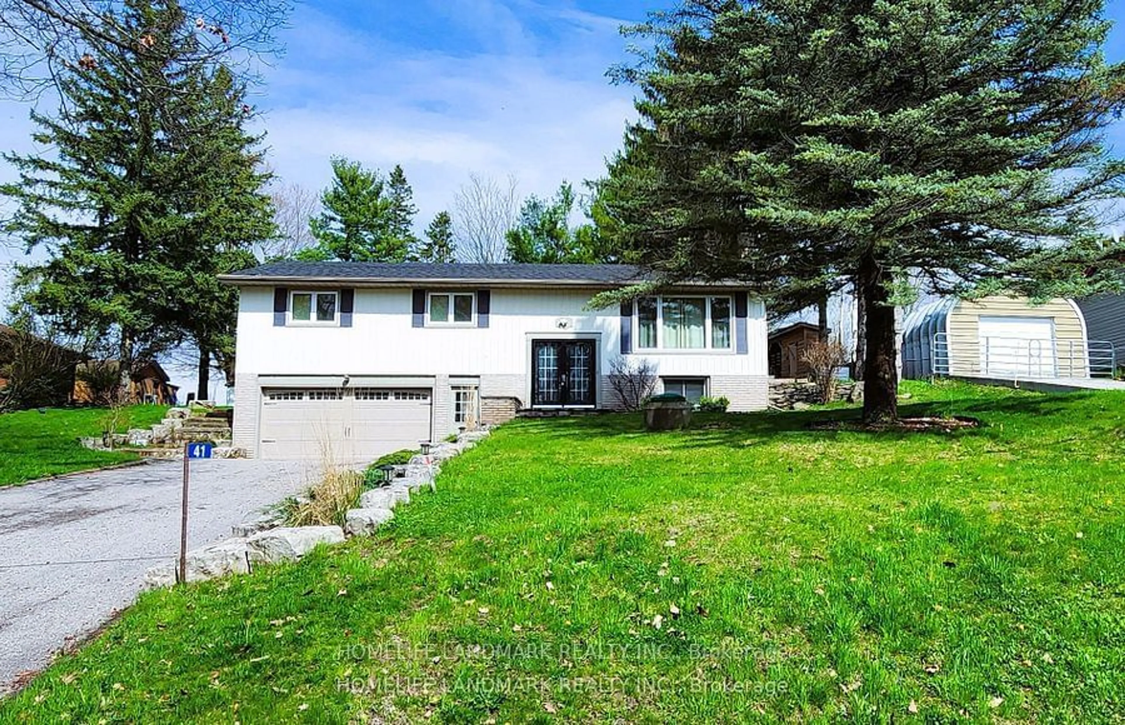 Frontside or backside of a home, cottage for 41 Pettet Dr, Scugog Ontario L9L 1B4