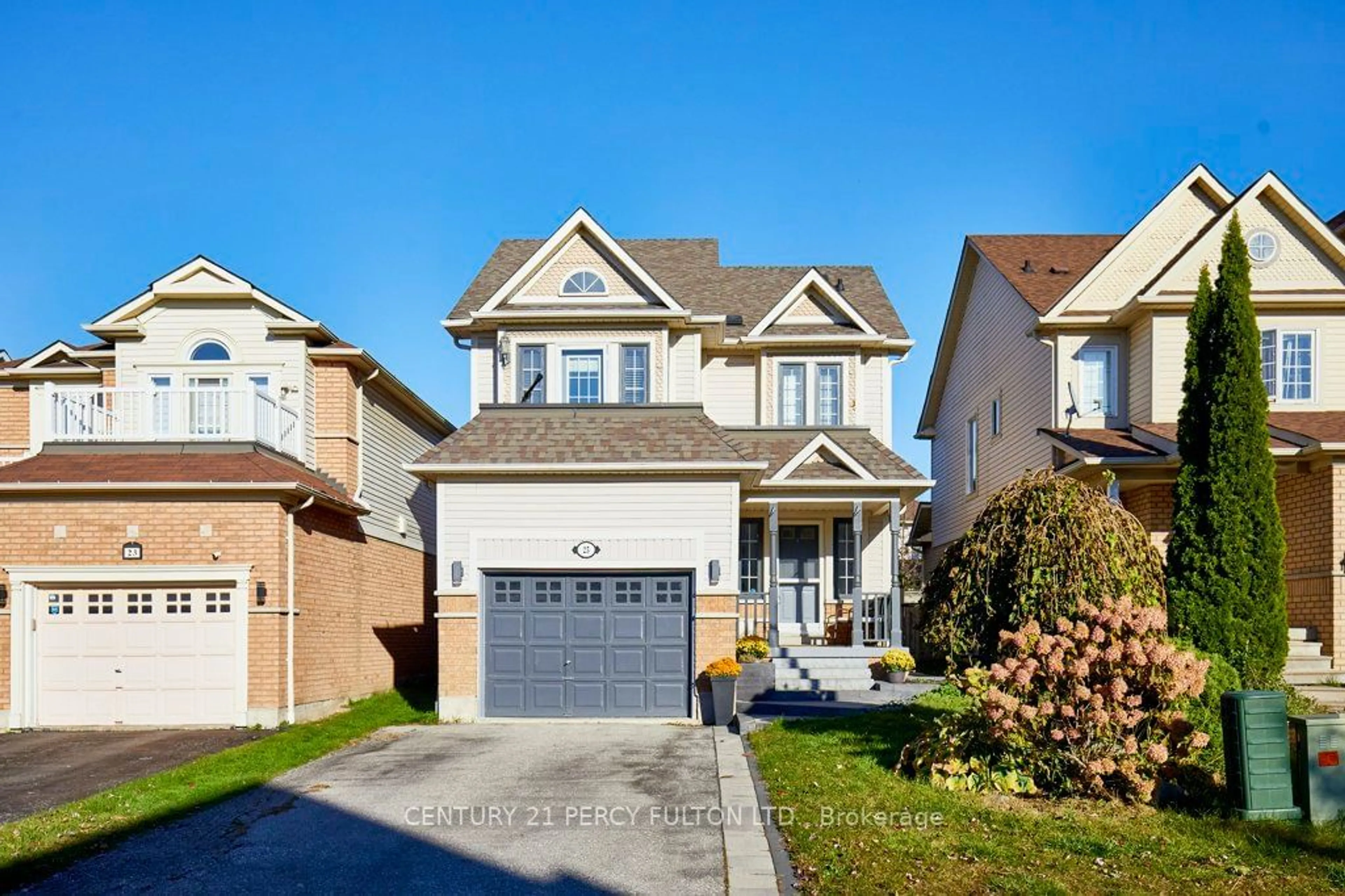 Frontside or backside of a home, the street view for 25 Whitewater St, Whitby Ontario L1R 2S8