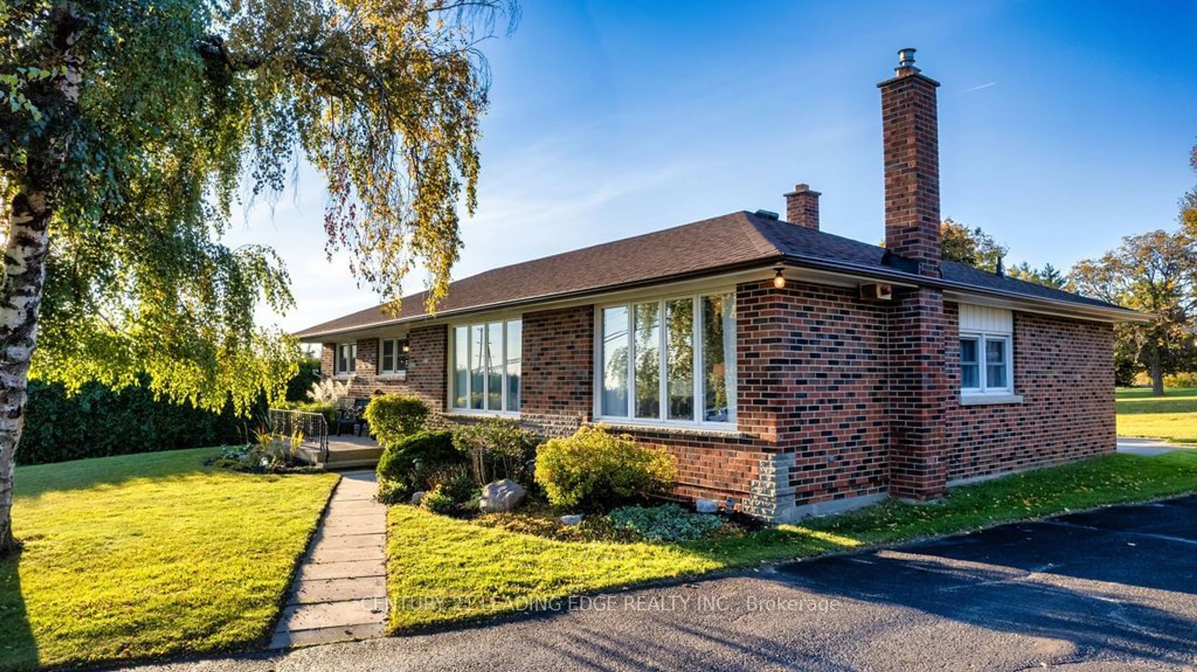 Home with brick exterior material for 1480 Taunton Rd, Clarington Ontario L0B 1J0